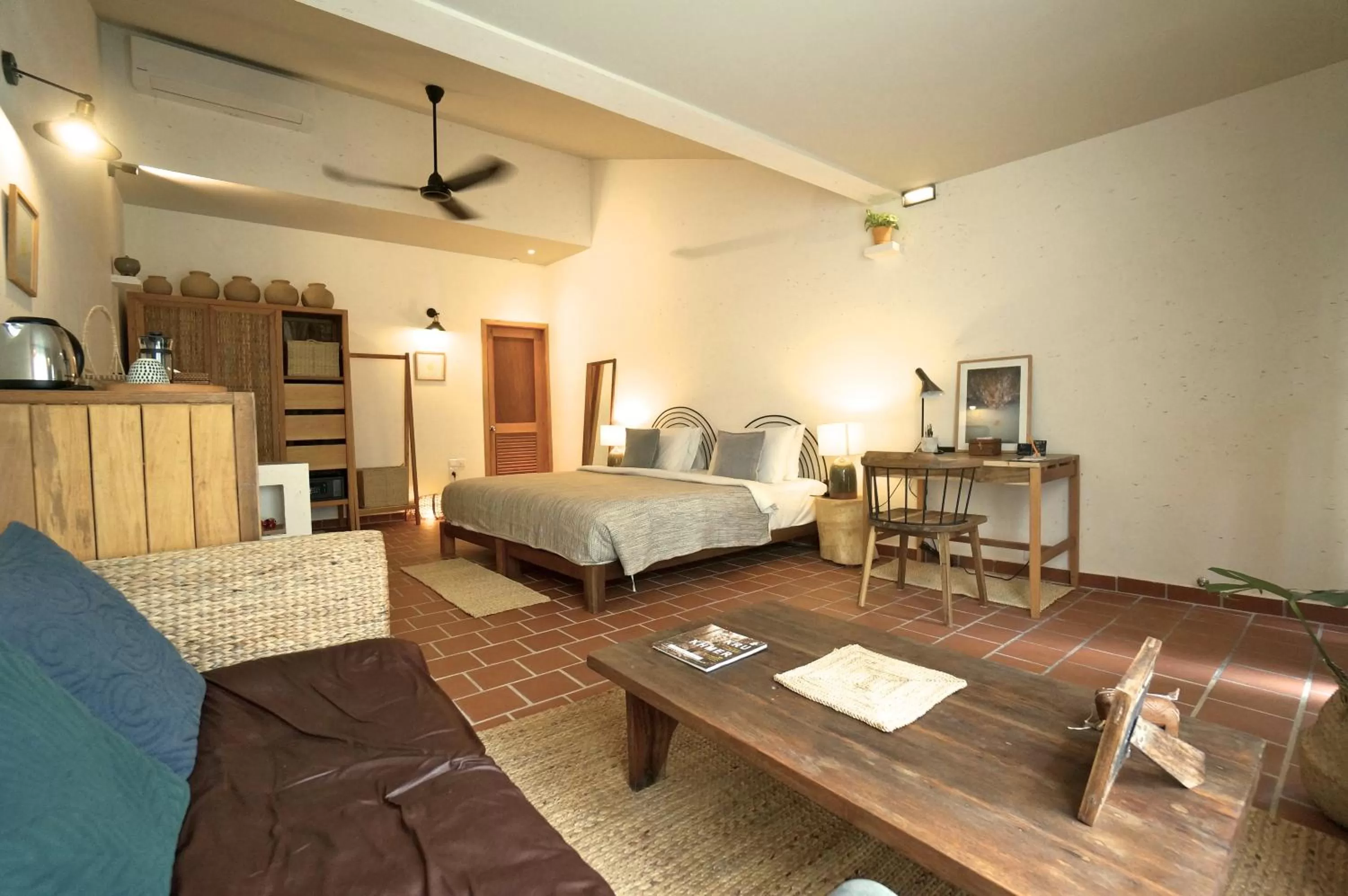 Photo of the whole room, Bed in iRoHa Garden Hotel & Resort