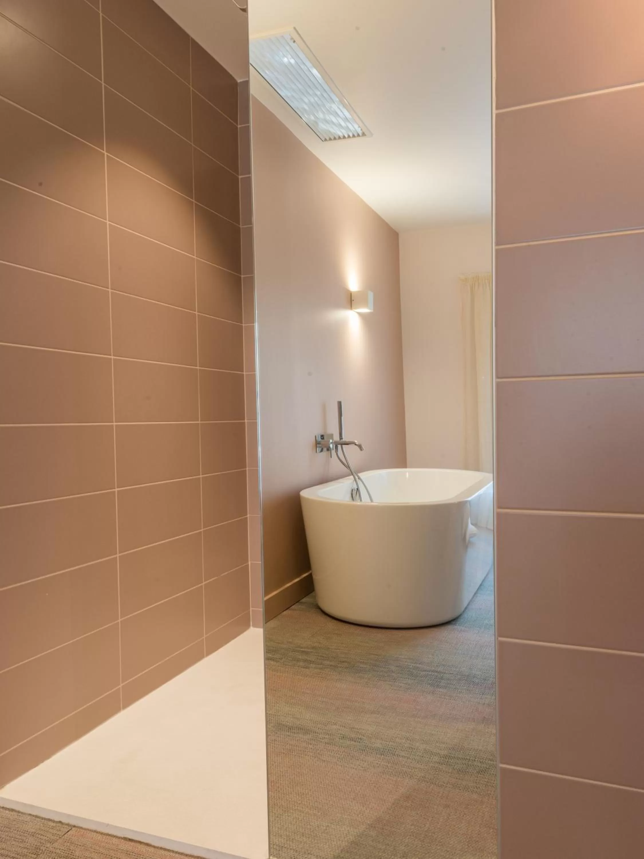 Bathroom in MiHotel Sala