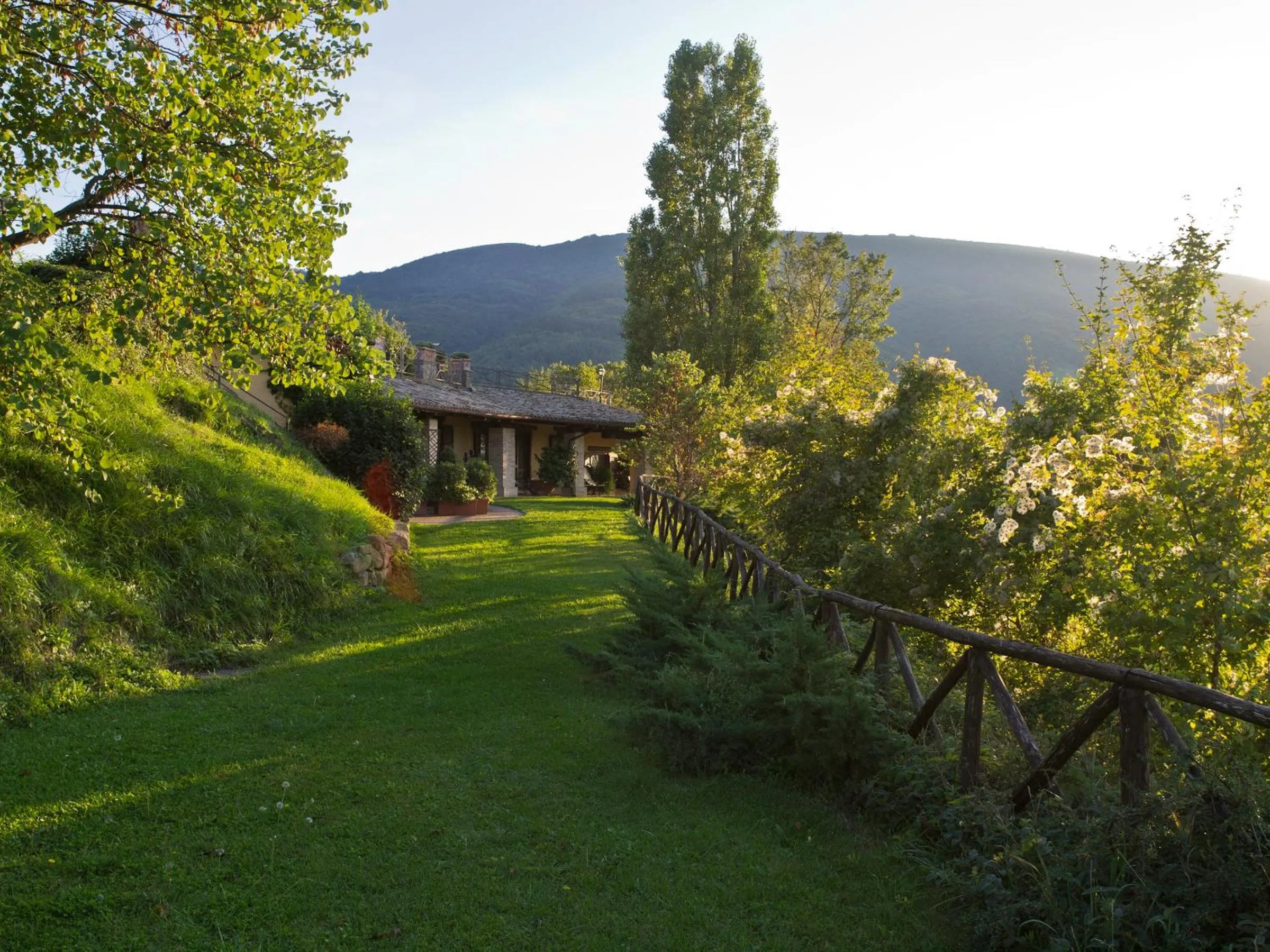 Garden view in Le Silve di Armenzano