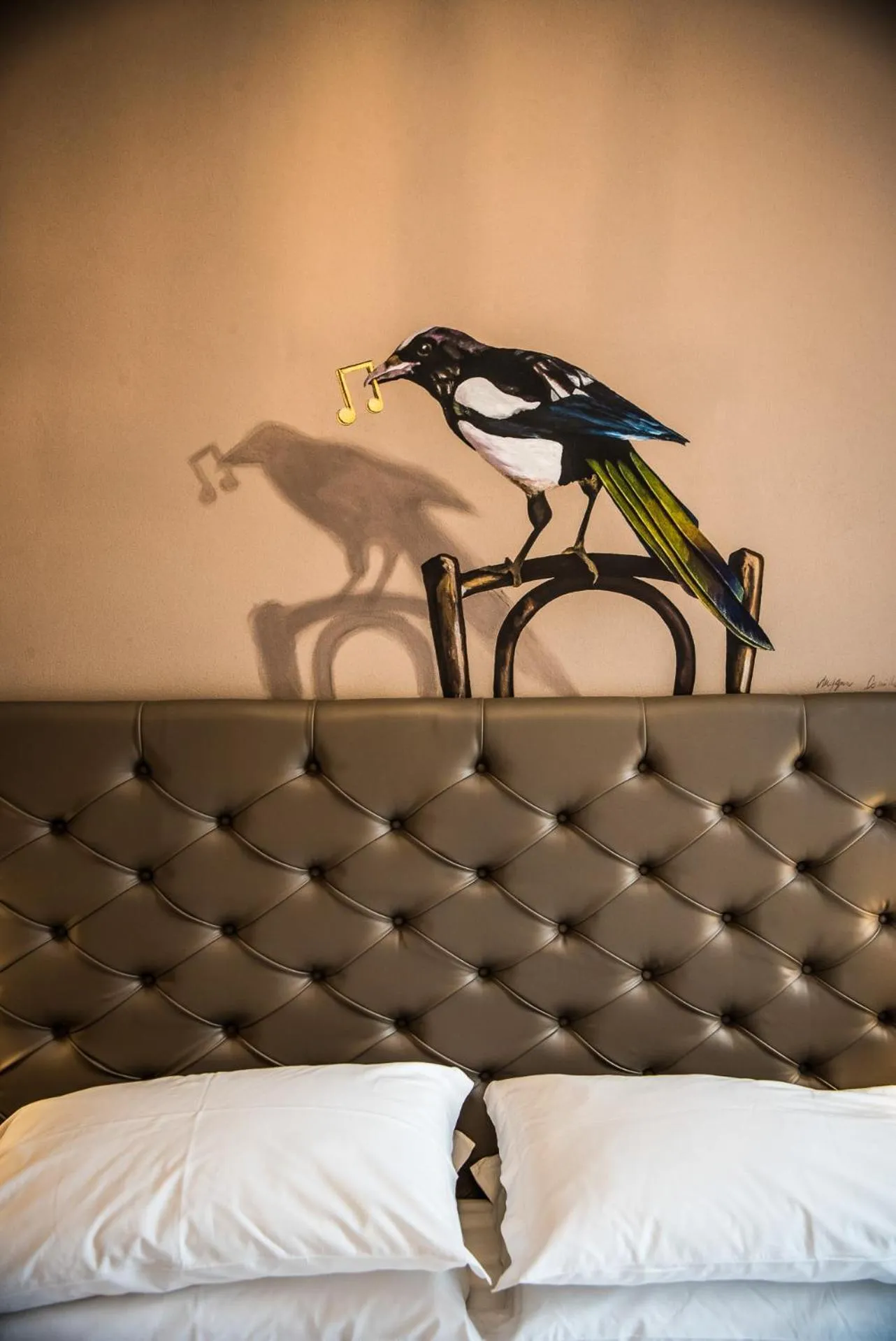 Decorative detail in Hotel Ristorante Ala d'Oro