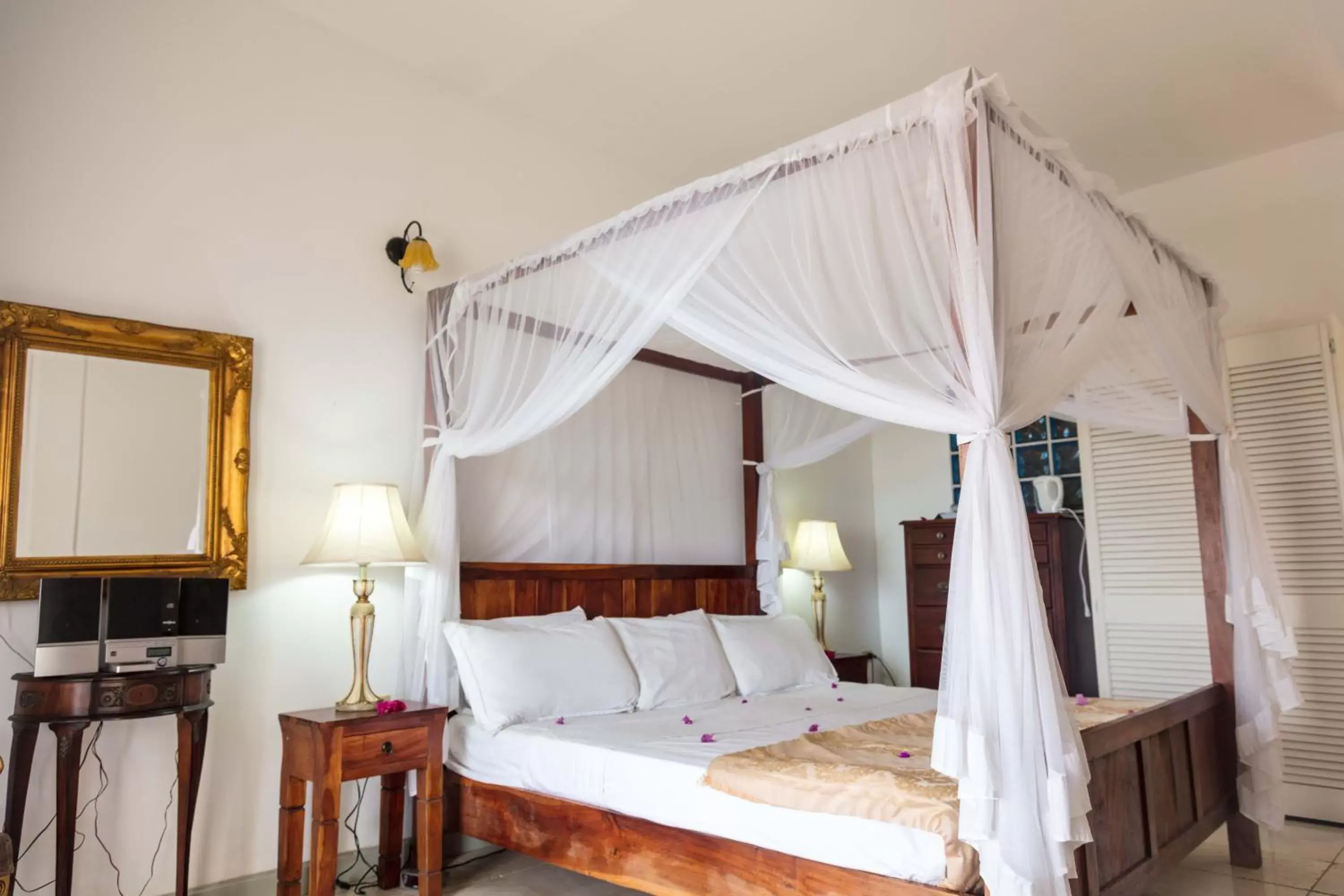 Bay de Luxe in Bacolet Beach Club Bay de Luxe in Bacolet Beach Club