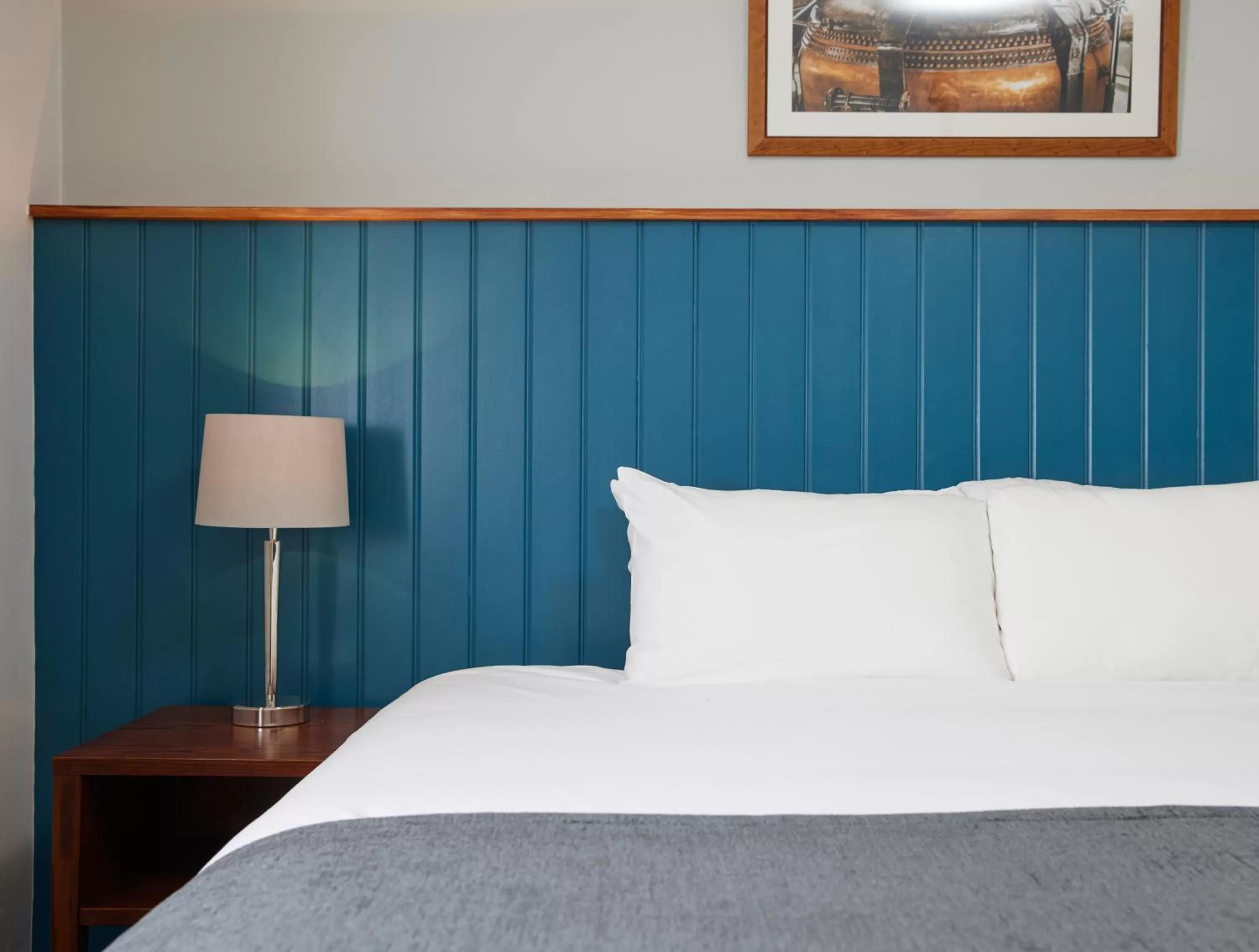 Bed in The Longshoot