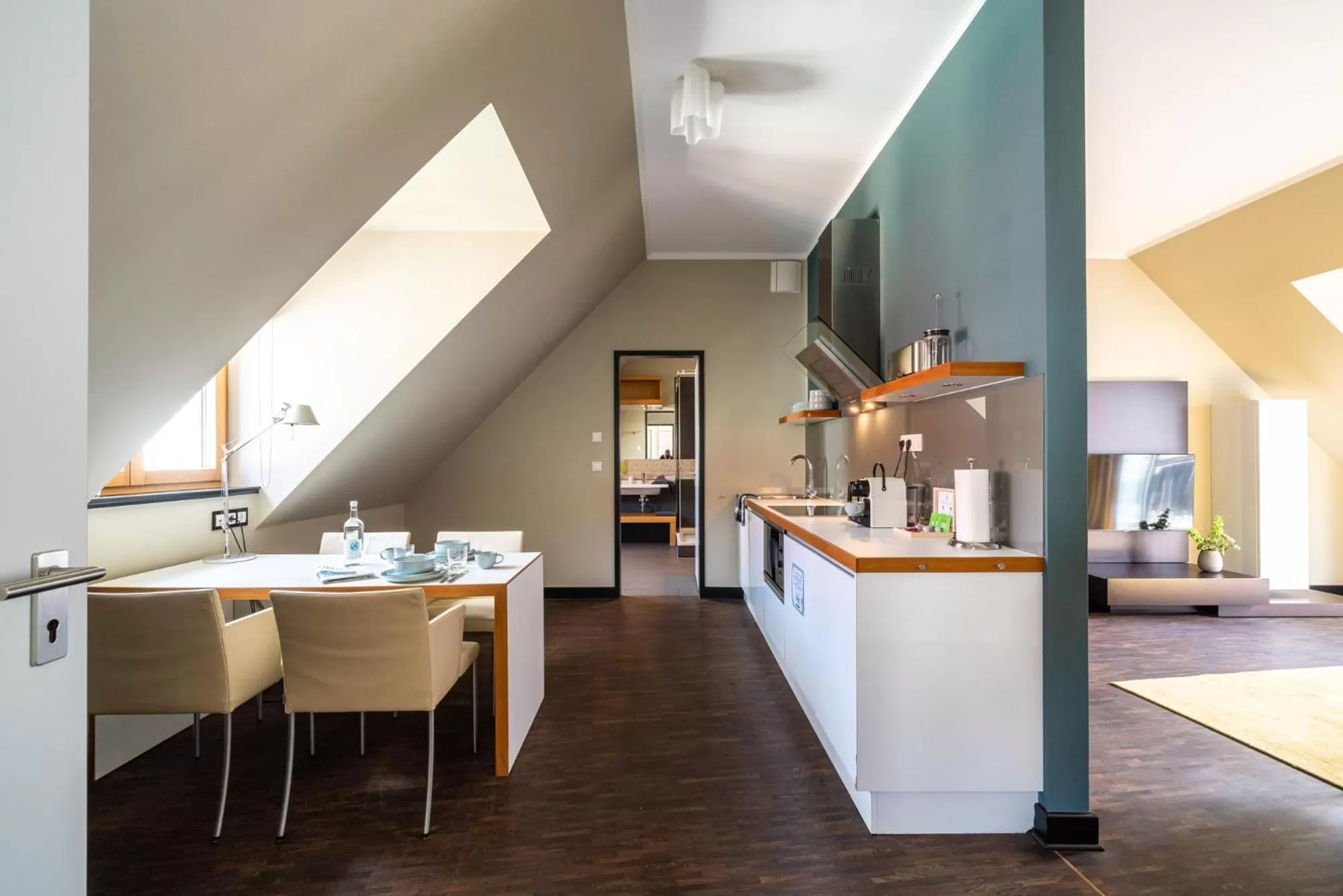 Kitchen or kitchenette in The Green Rostock Apartment Hotel