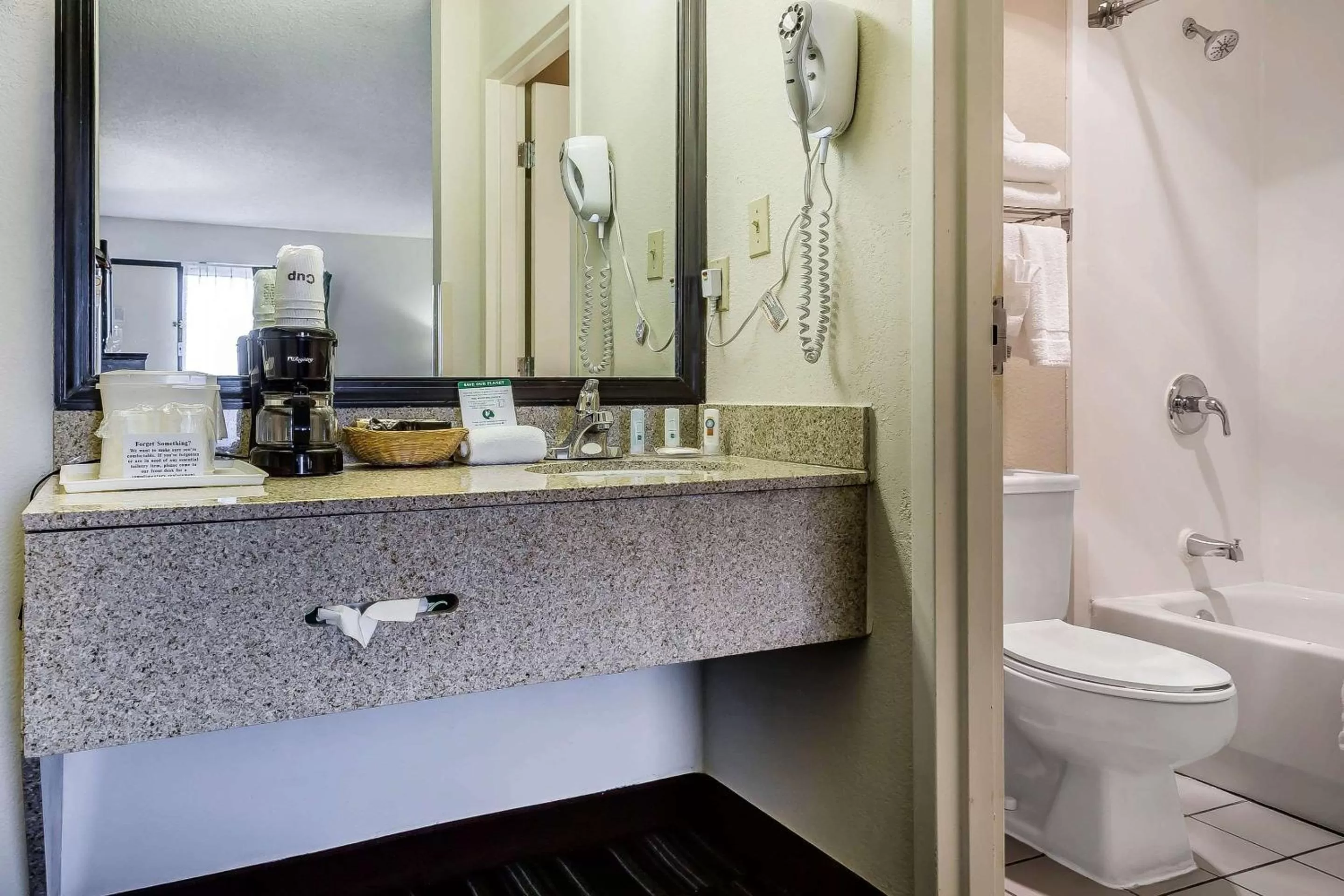 Bathroom in Quality Inn Culpeper