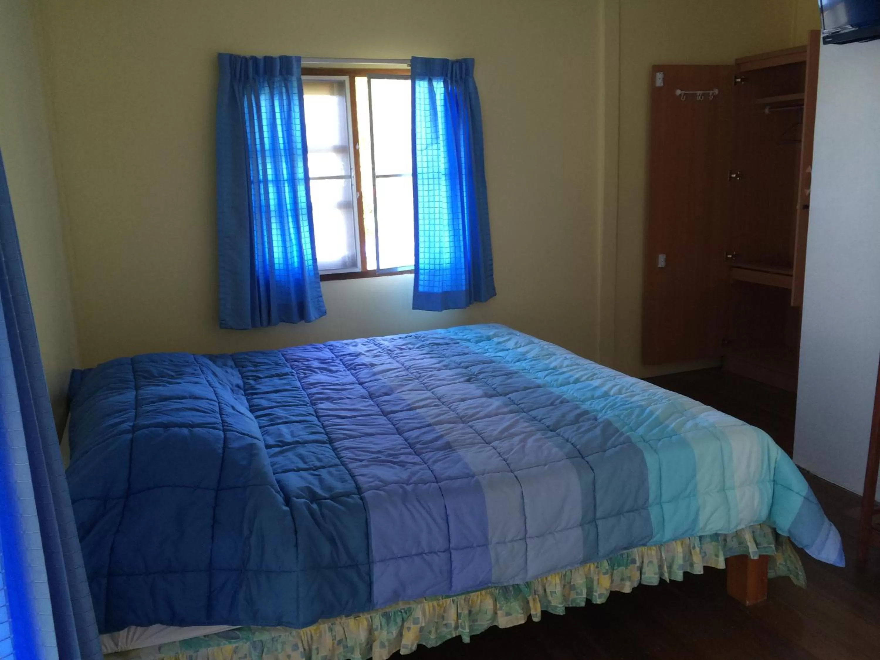 Living room, Bed in Elephant & Castle