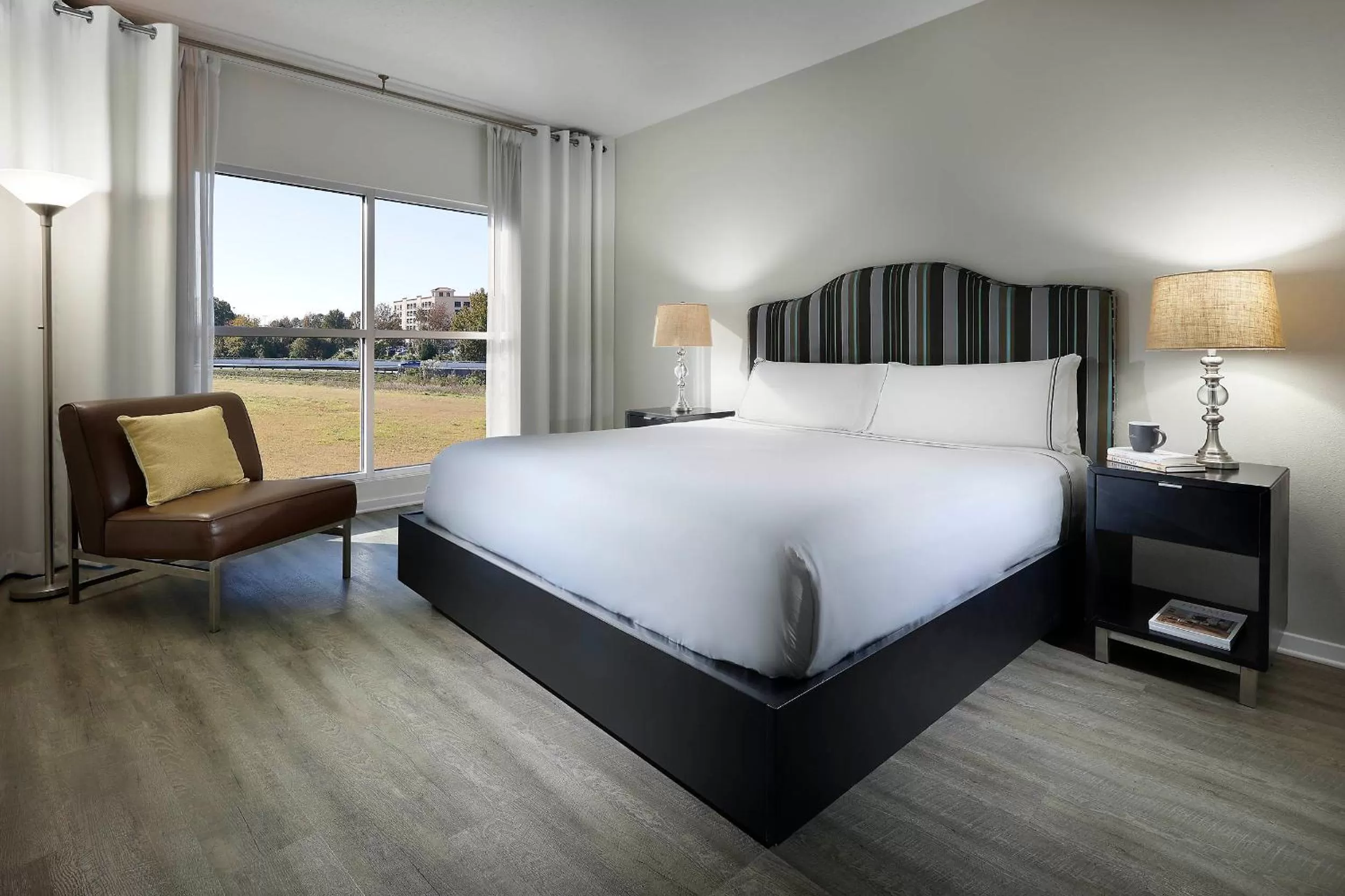 Photo of the whole room, Bed in Meliá Orlando Celebration