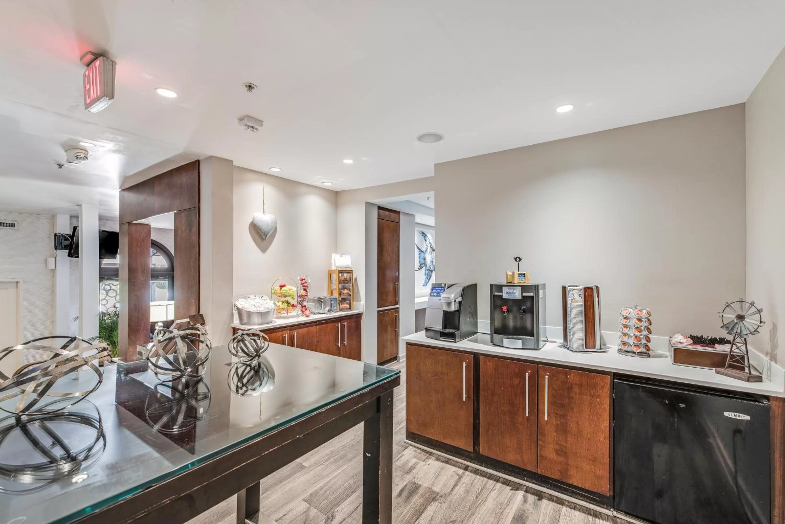 Breakfast in The Landon Bay Harbor-Miami Beach