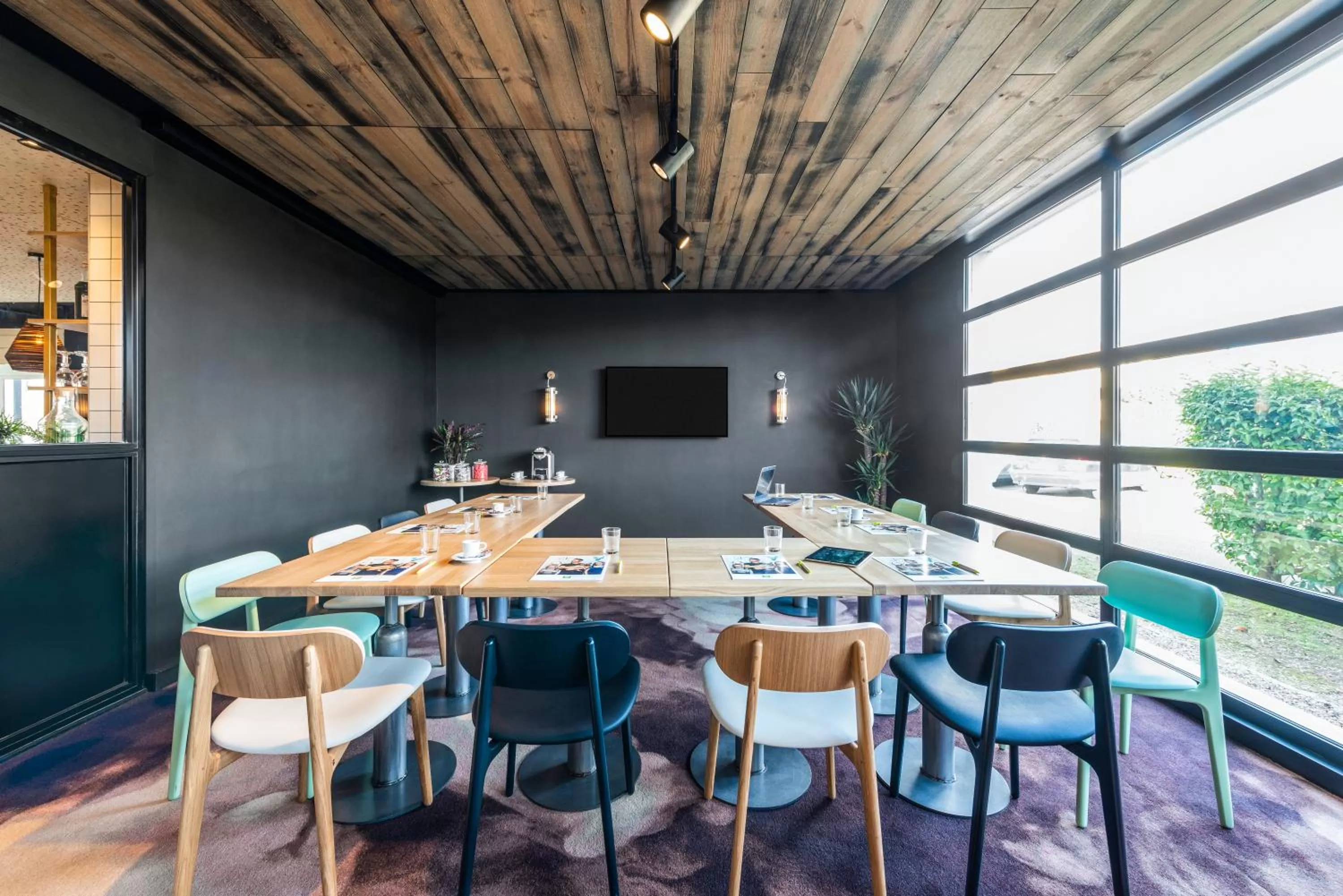 Meeting/conference room in ibis Styles Lyon Meyzieu Arena Stadium