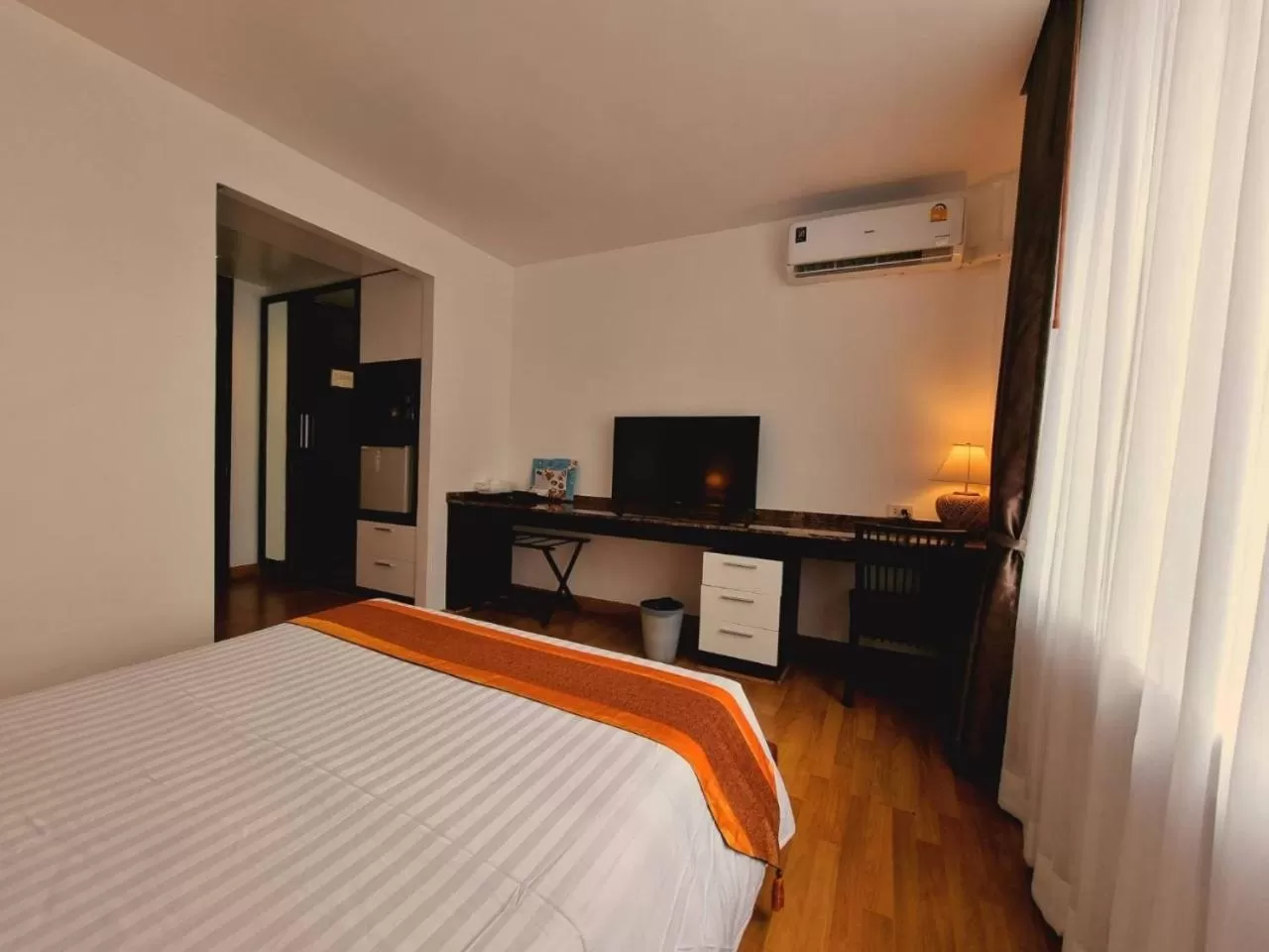 Bedroom, Bed in The Bedrooms Boutique Hotel Bangkok