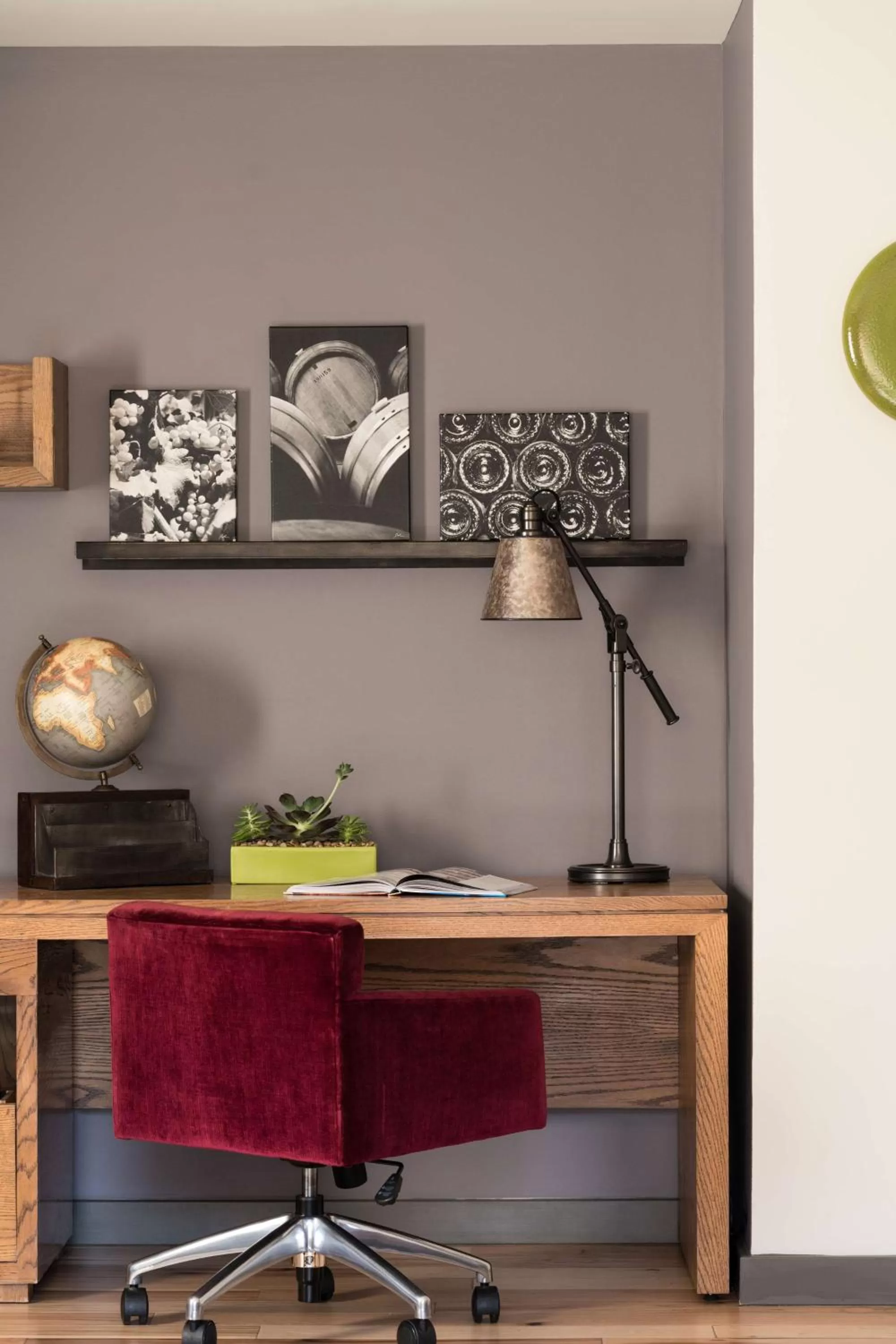 Photo of the whole room in Andaz Napa, By Hyatt