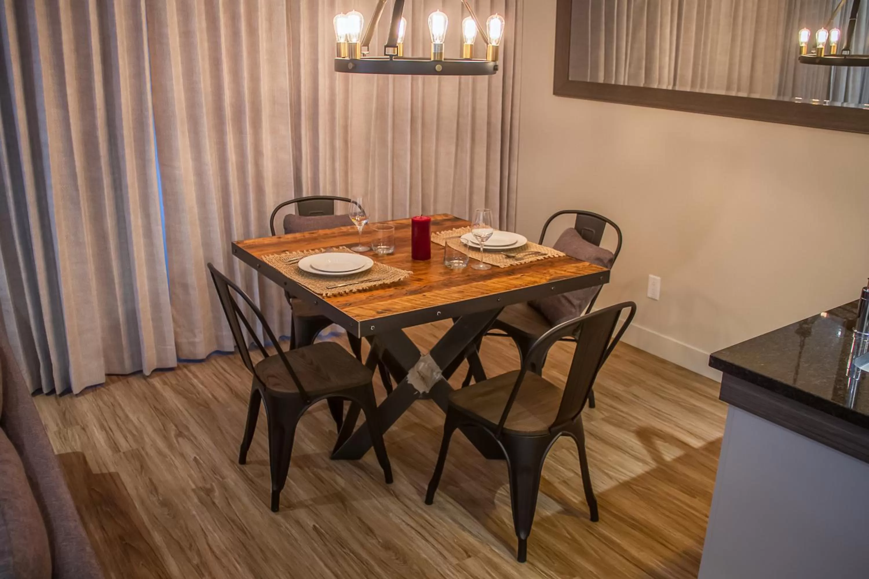 Dining area in Le Viking Resort