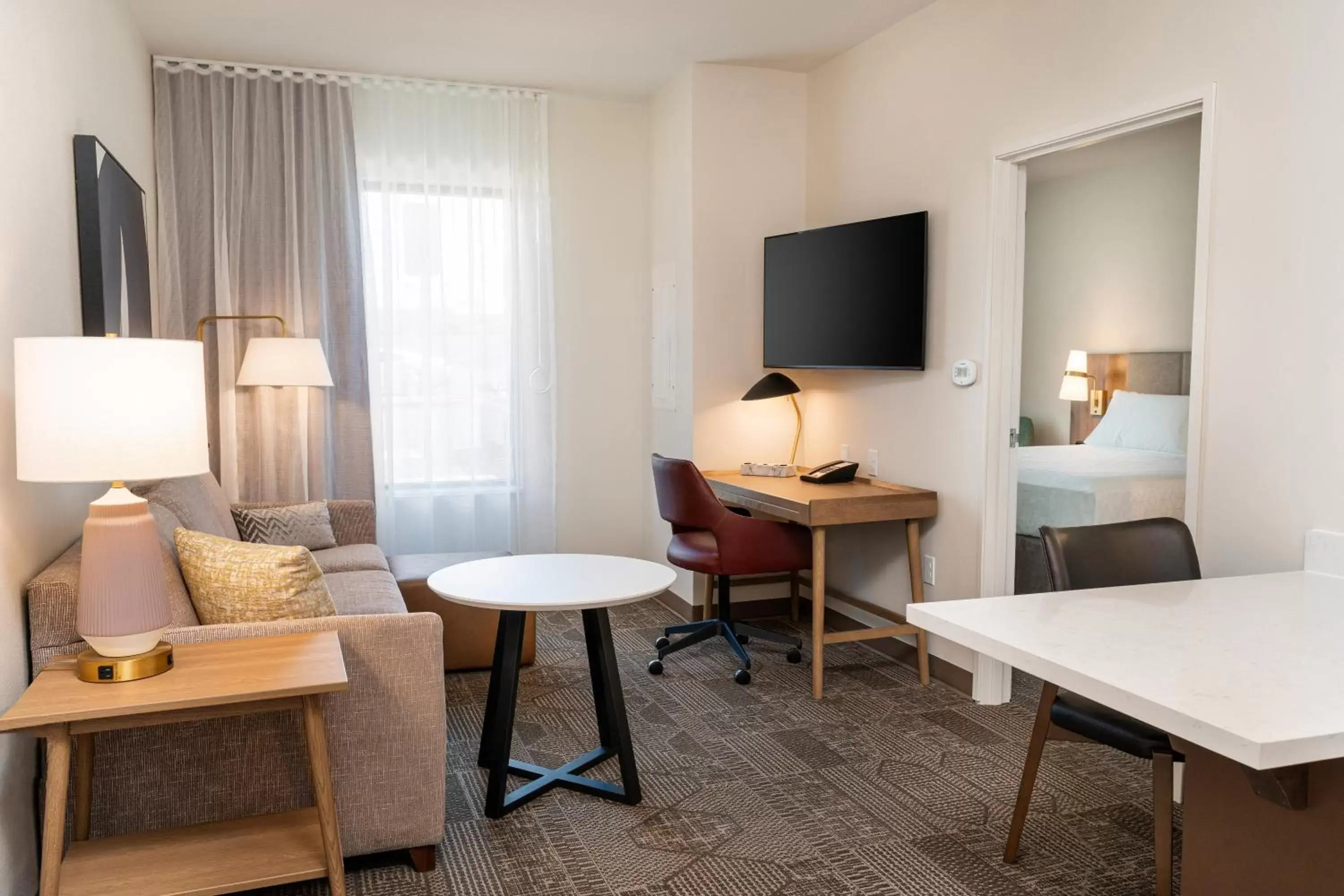 Two-Bedroom Suite with One King and Two Queen Beds - Communications Accessible in Staybridge Suites - Temecula - Wine Country by IHG Two-Bedroom Suite with One King and Two Queen Beds - Communications Accessible in Staybridge Suites - Temecula - Wine Country by IHG