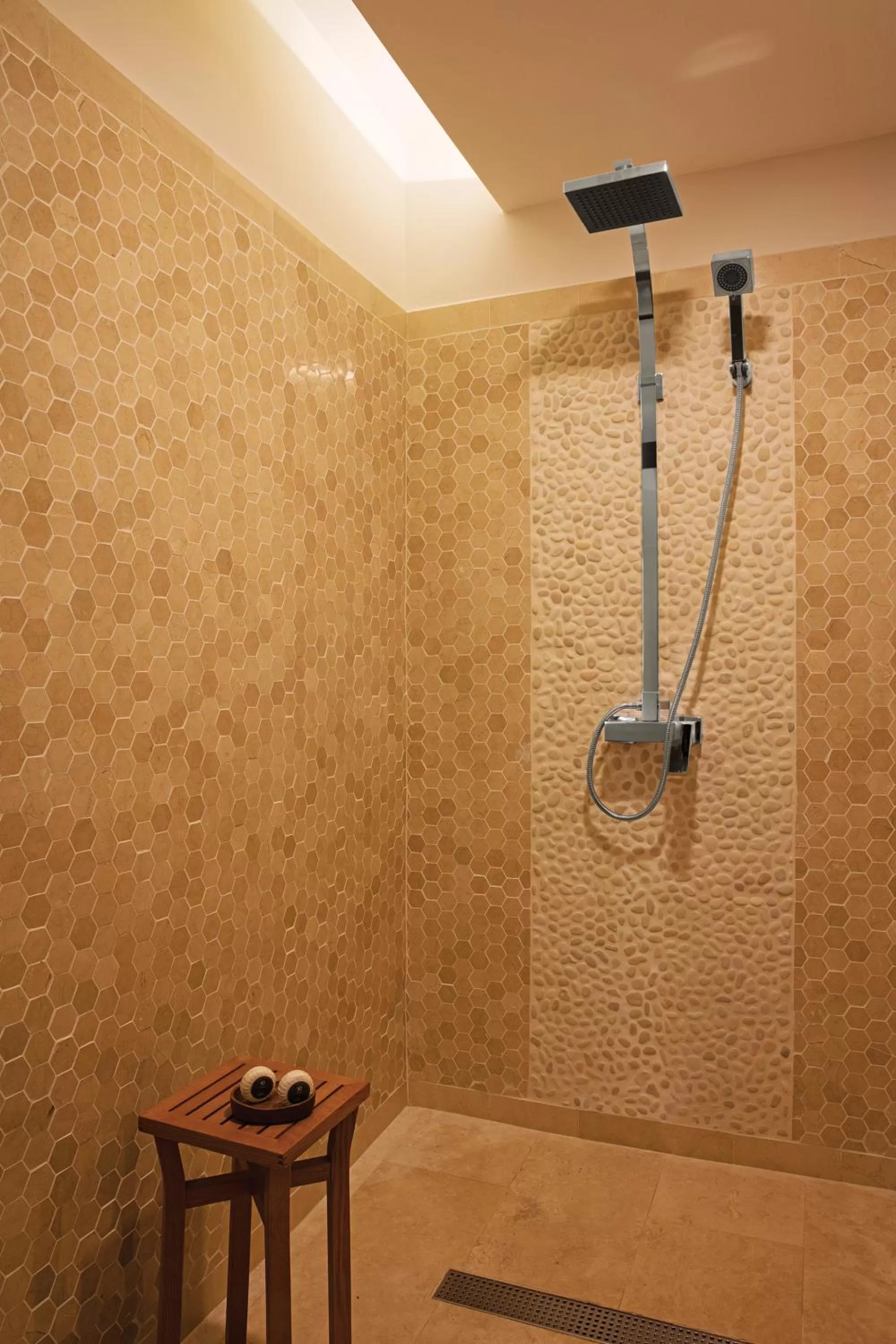 Shower in Zoetry Montego Bay