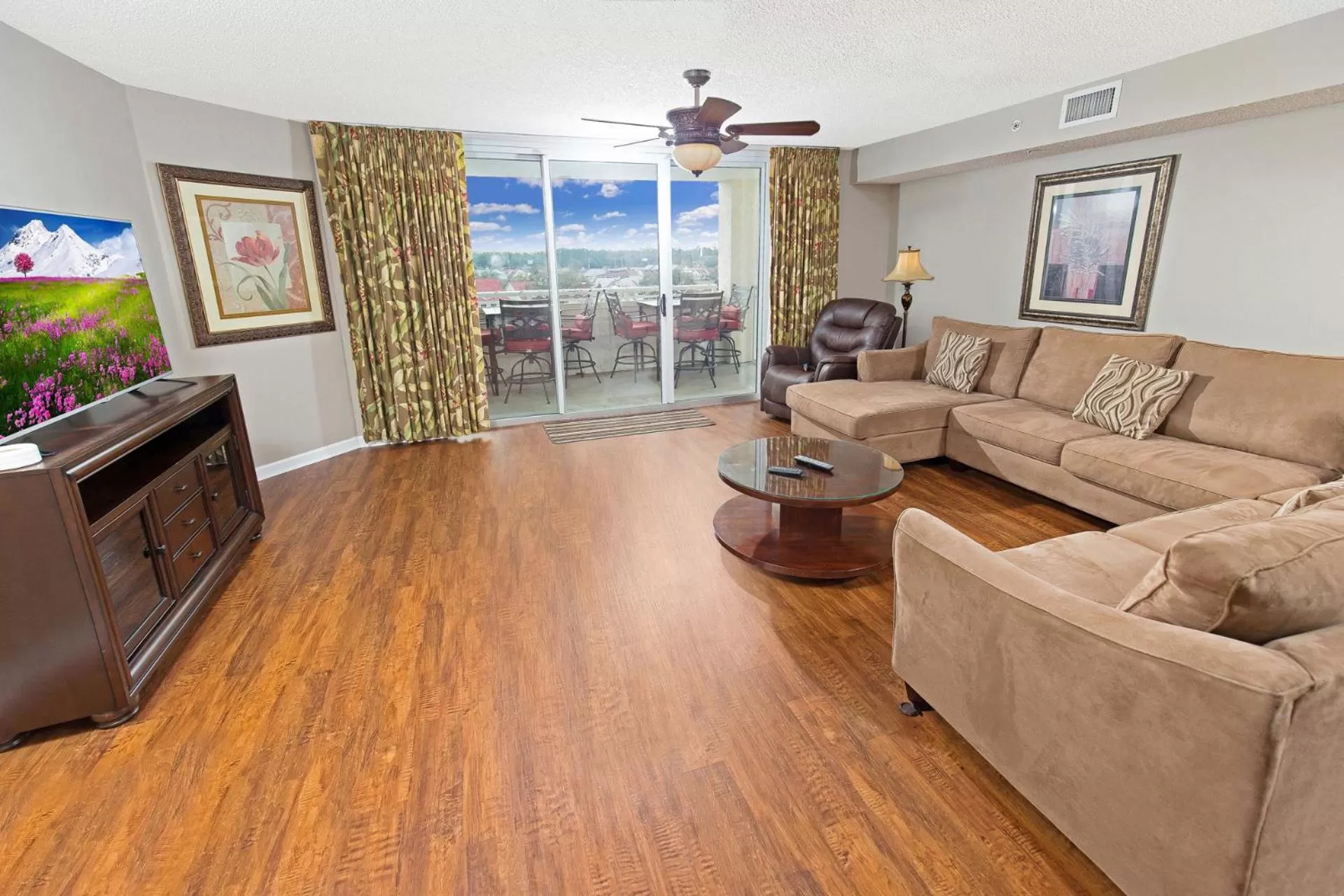 Living room in Barefoot Resort Golf & Yacht Club Villas