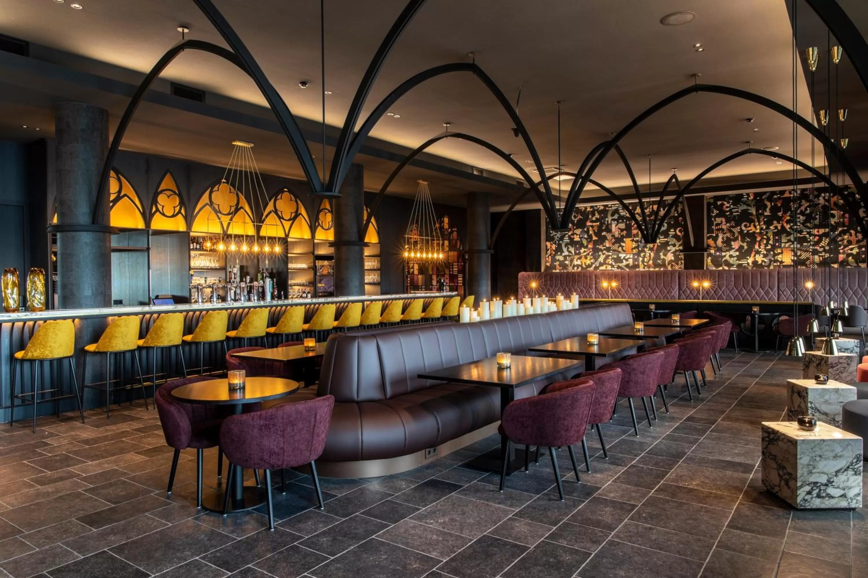 Lounge or bar in Van der Valk Hotel Deventer