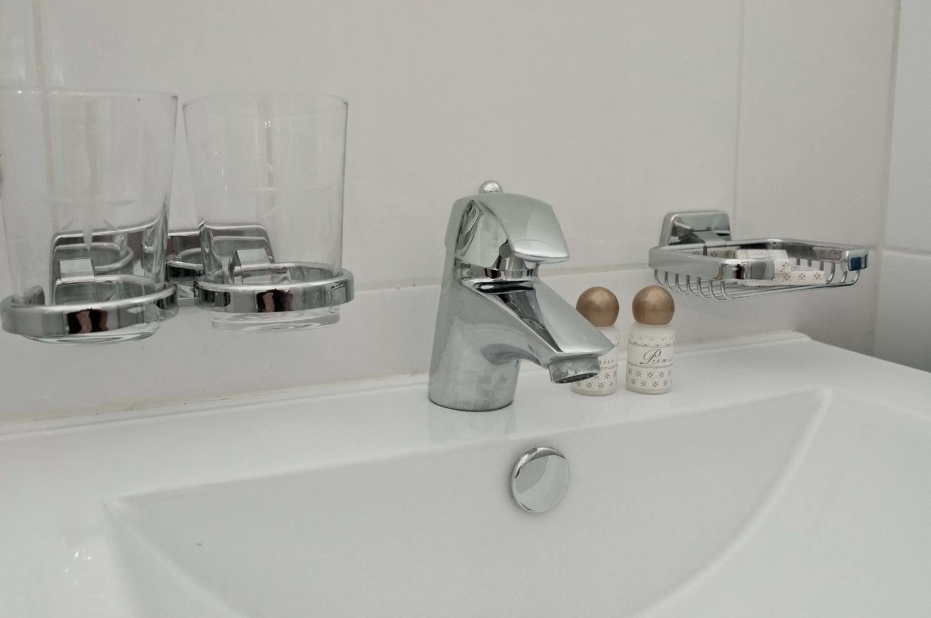 Bathroom in De Violier