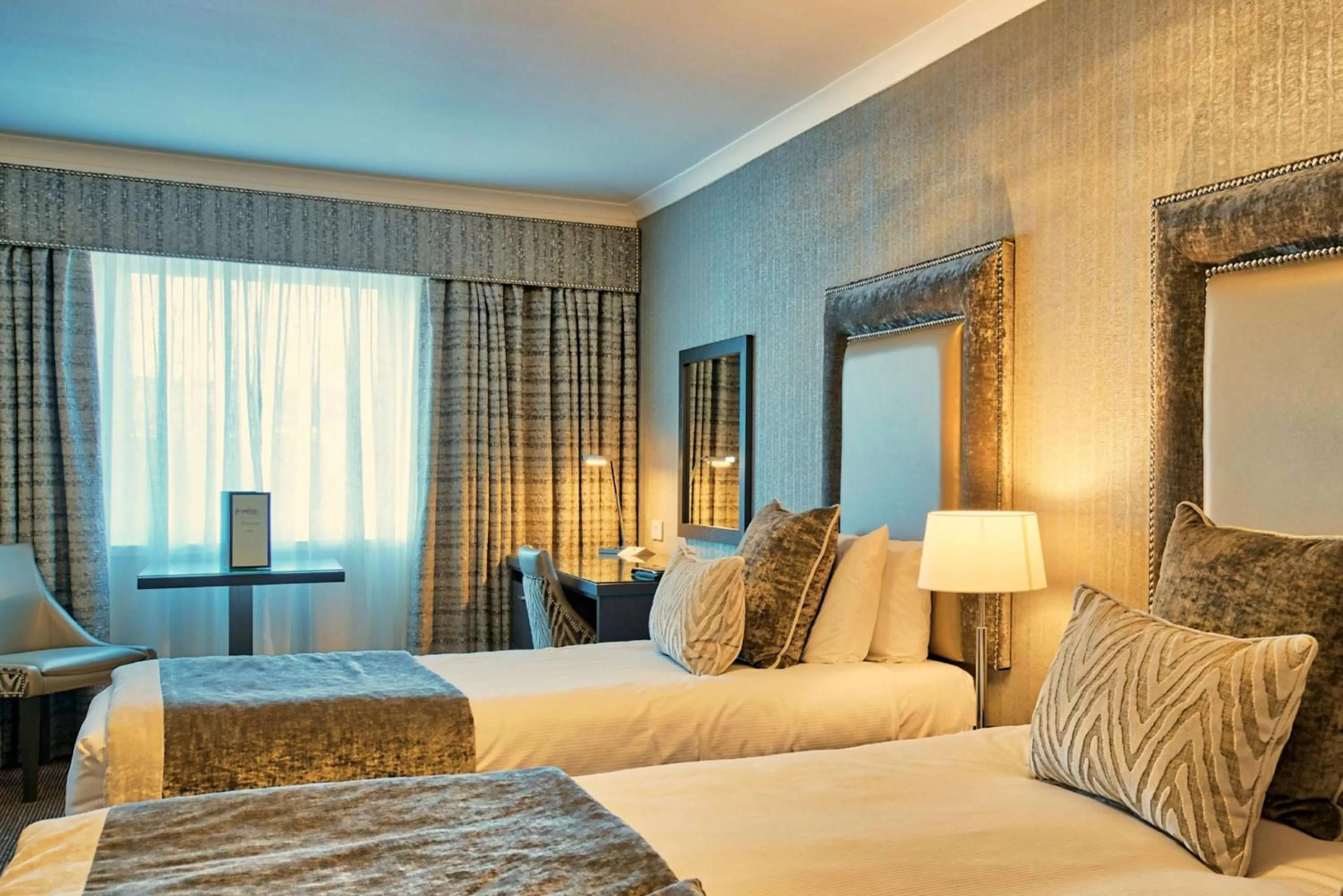 Photo of the whole room, Bed in Inverness Palace Hotel & Spa, WorldHotels Distinctive