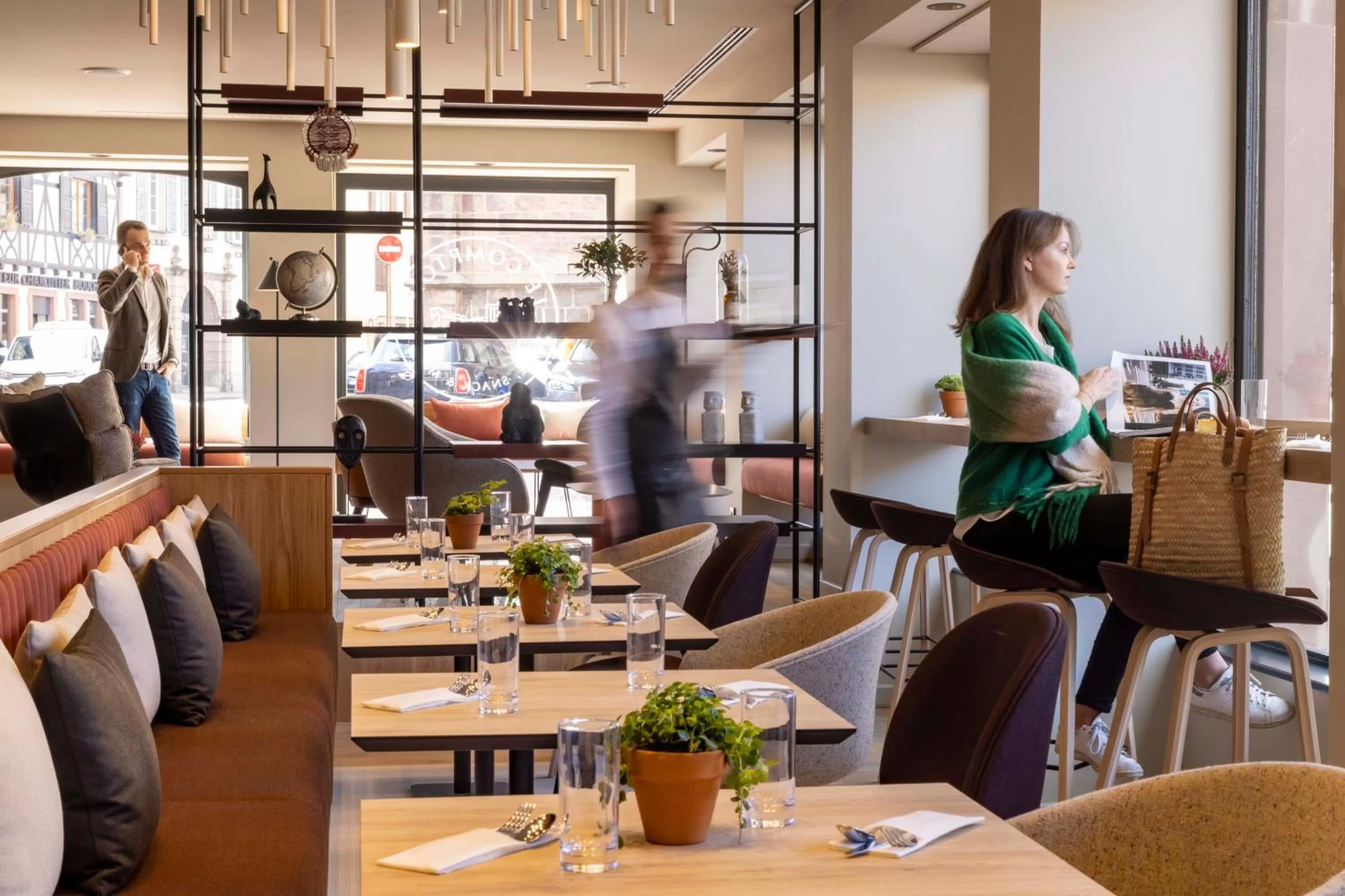 Restaurant/places to eat in Hotel La Diligence