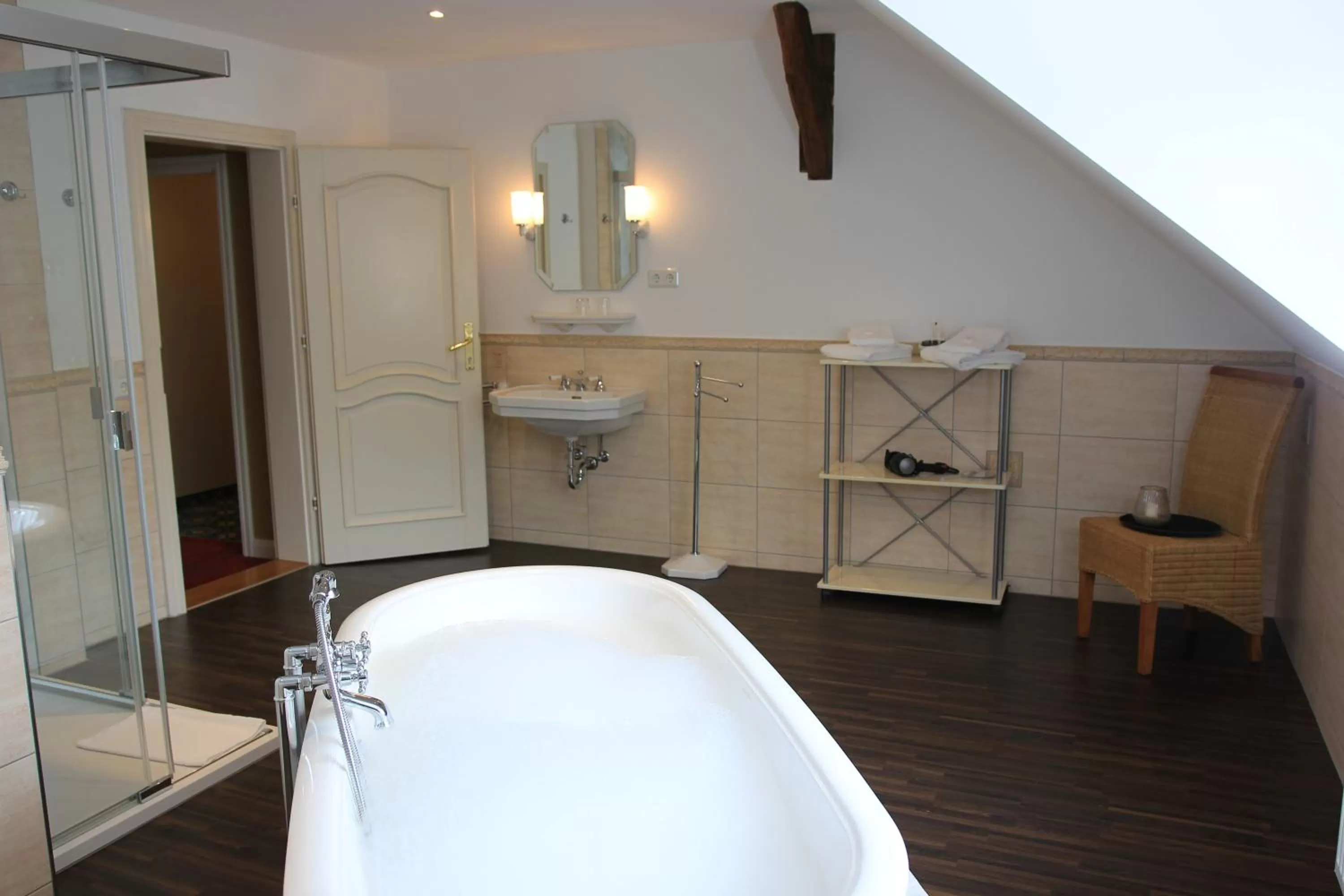 Bathroom, Bed in Boutiquehotel Schloßpalais