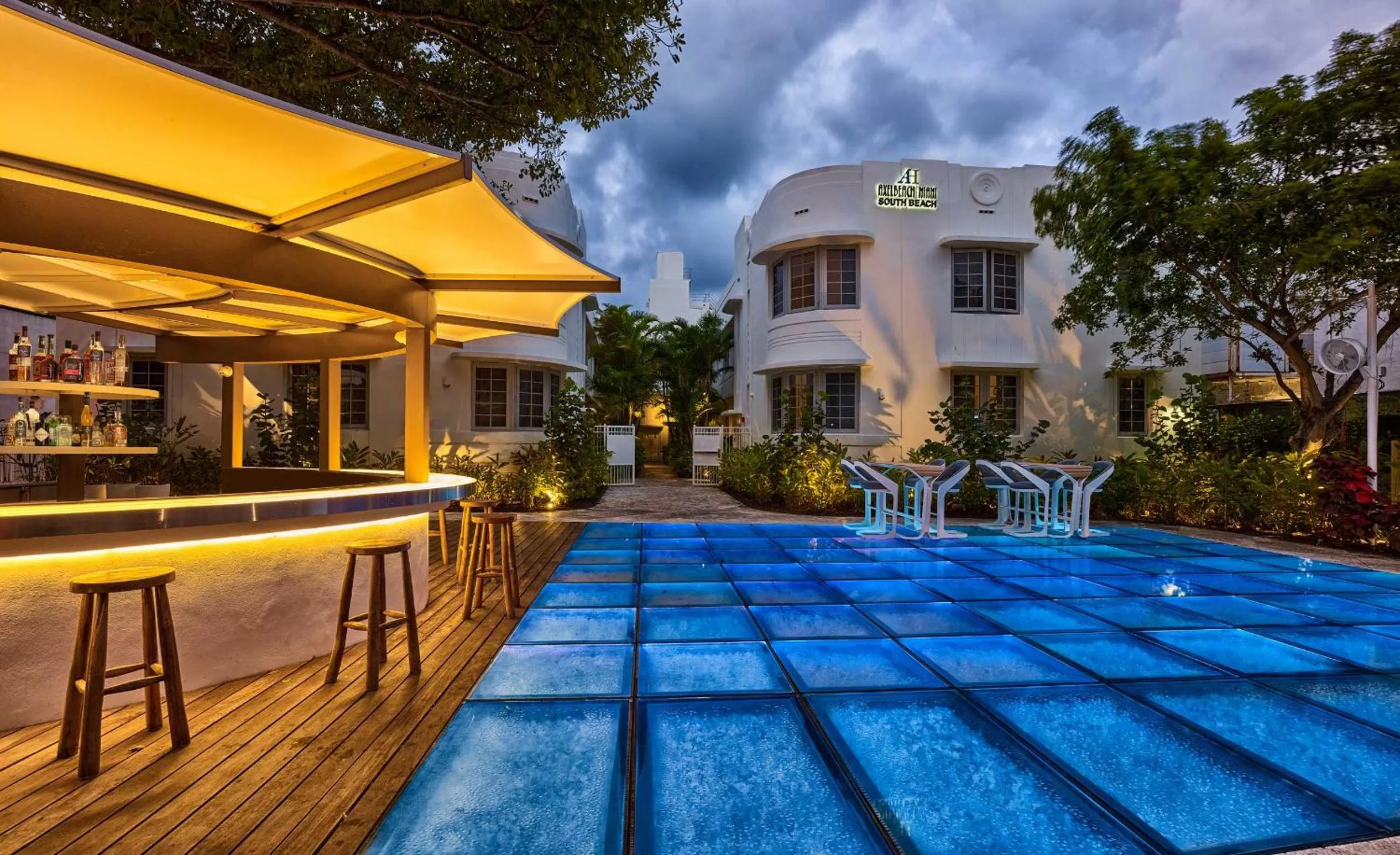 Lounge or bar in Axel Beach Miami-South Beach - Adults Only