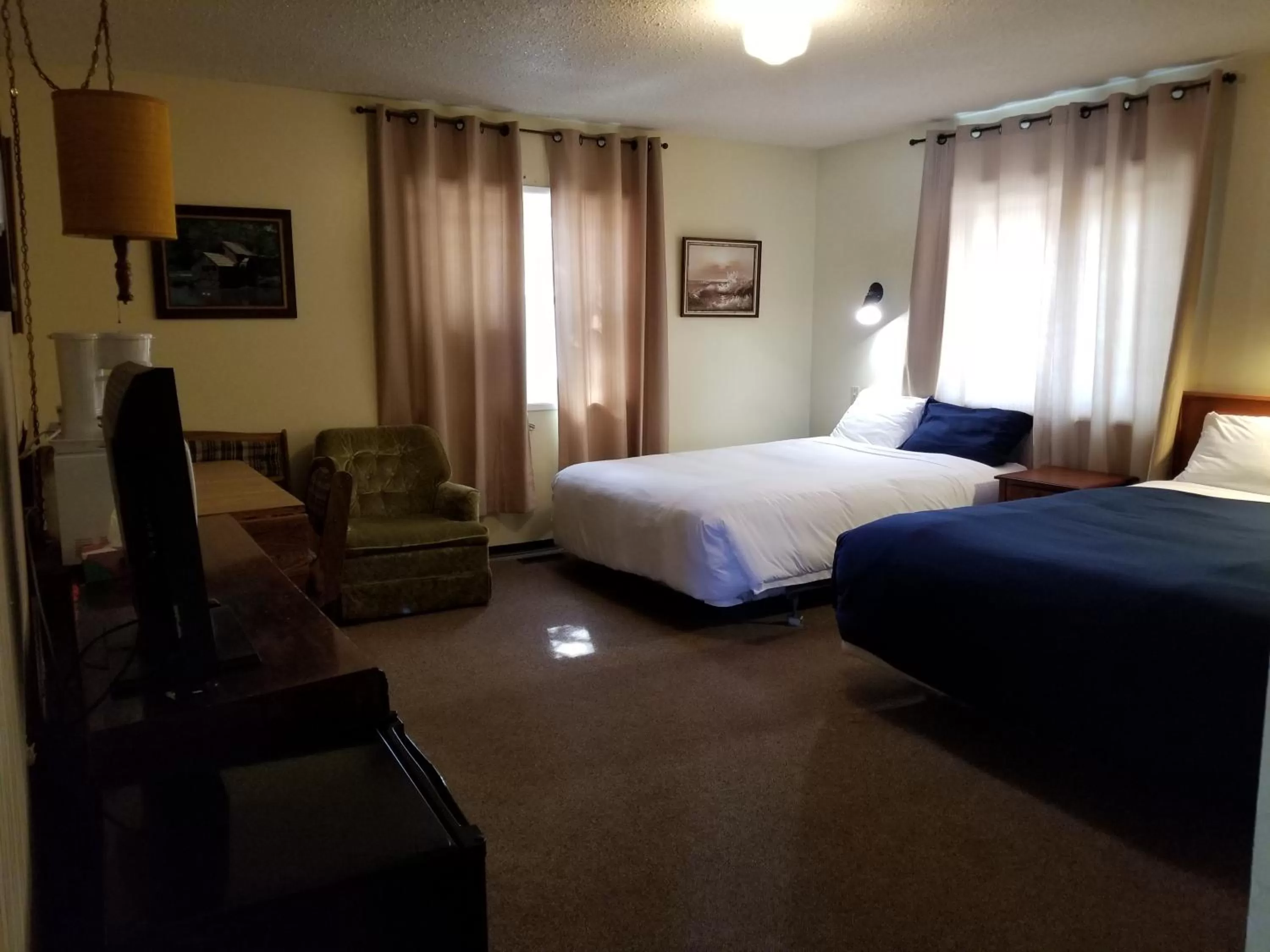 Bed in Melsask Motel