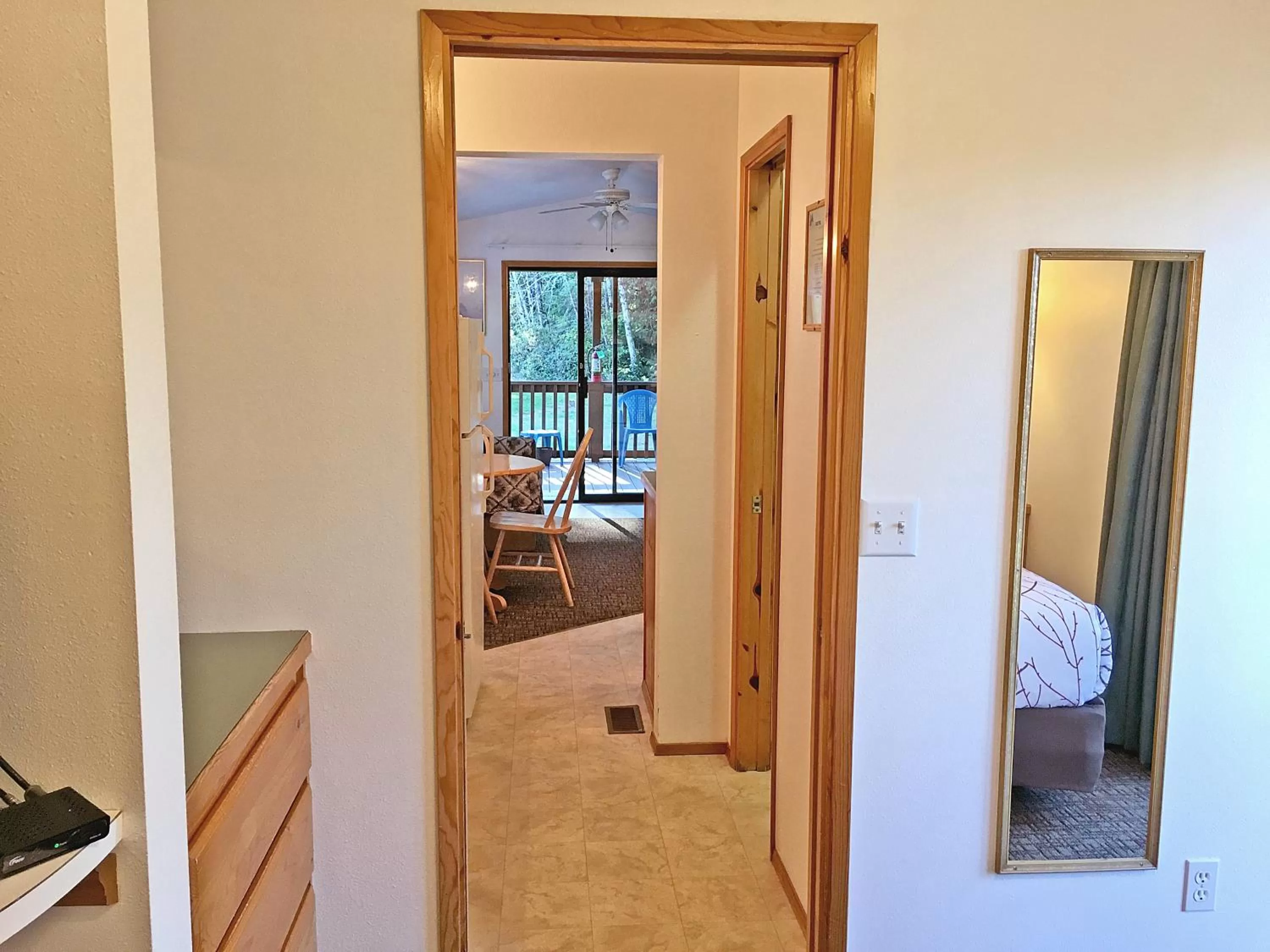 Bed in Park Motel and Cabins