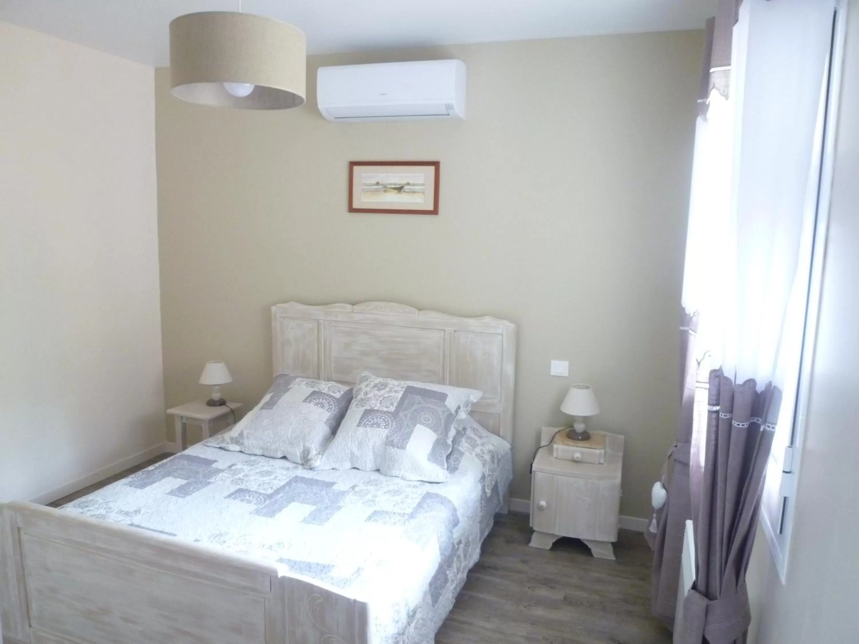 Bed in Chez Augustin