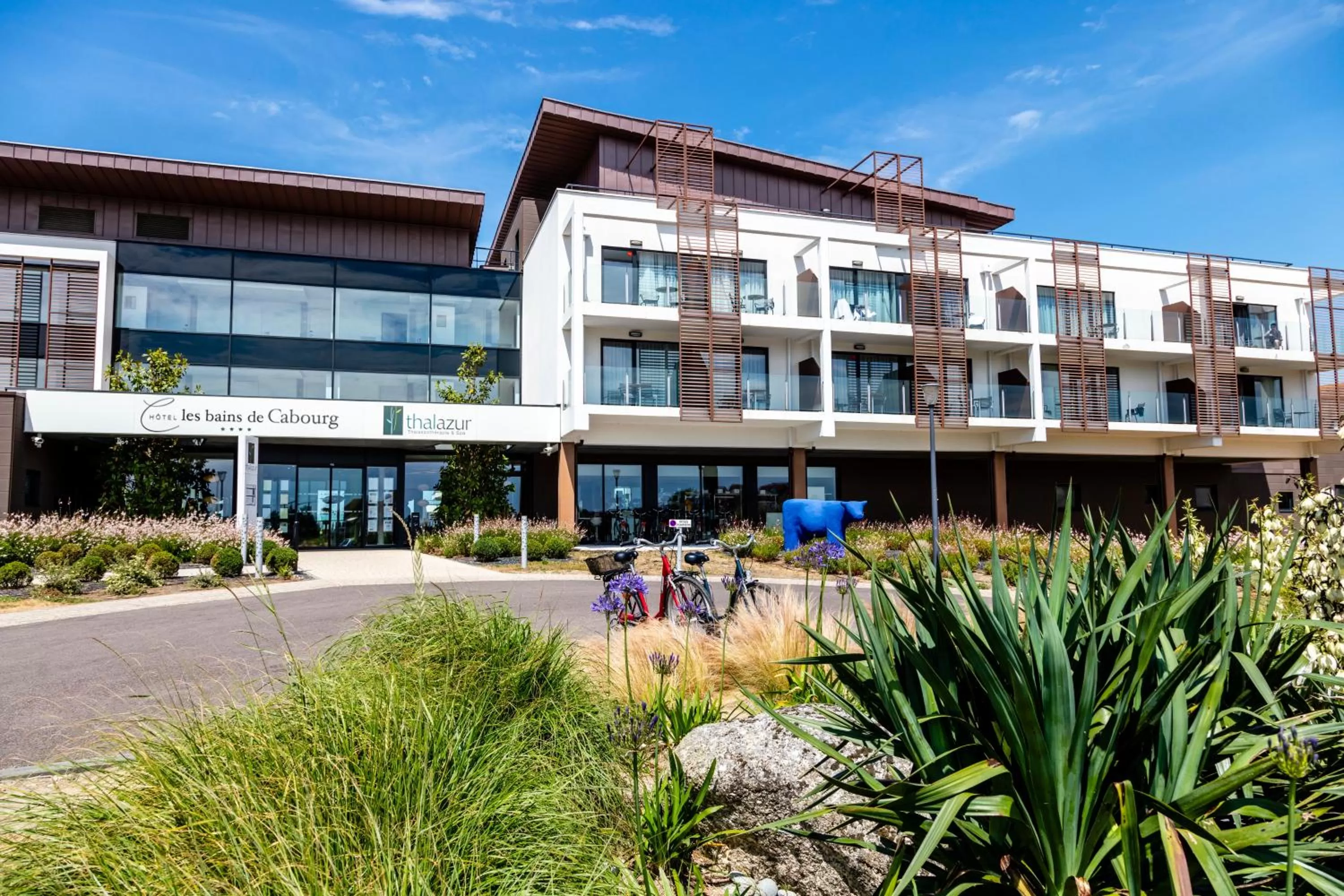 Facade/entrance in Thalazur Cabourg - Hôtel & Spa