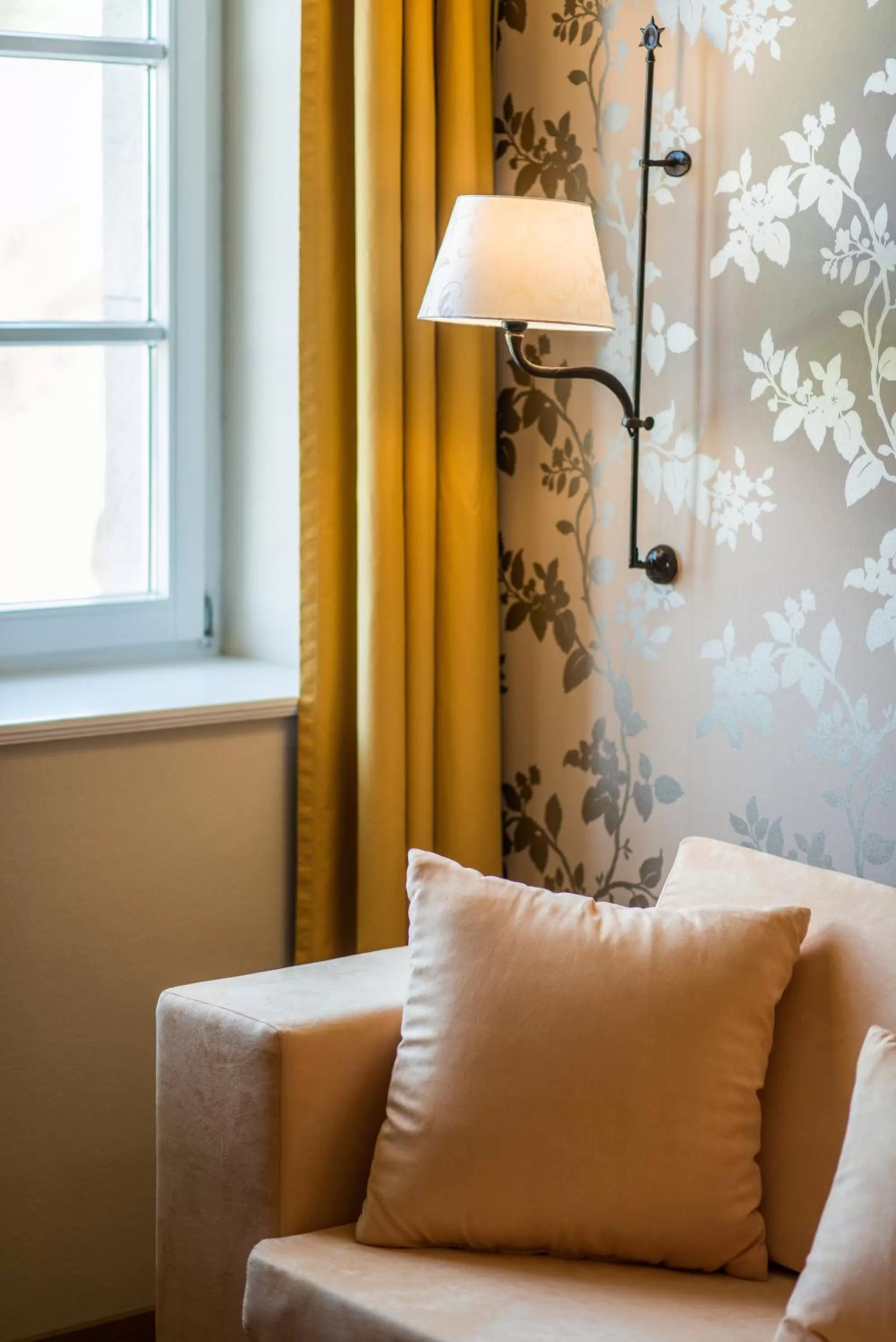 Seating area in Berghotel Eisenach