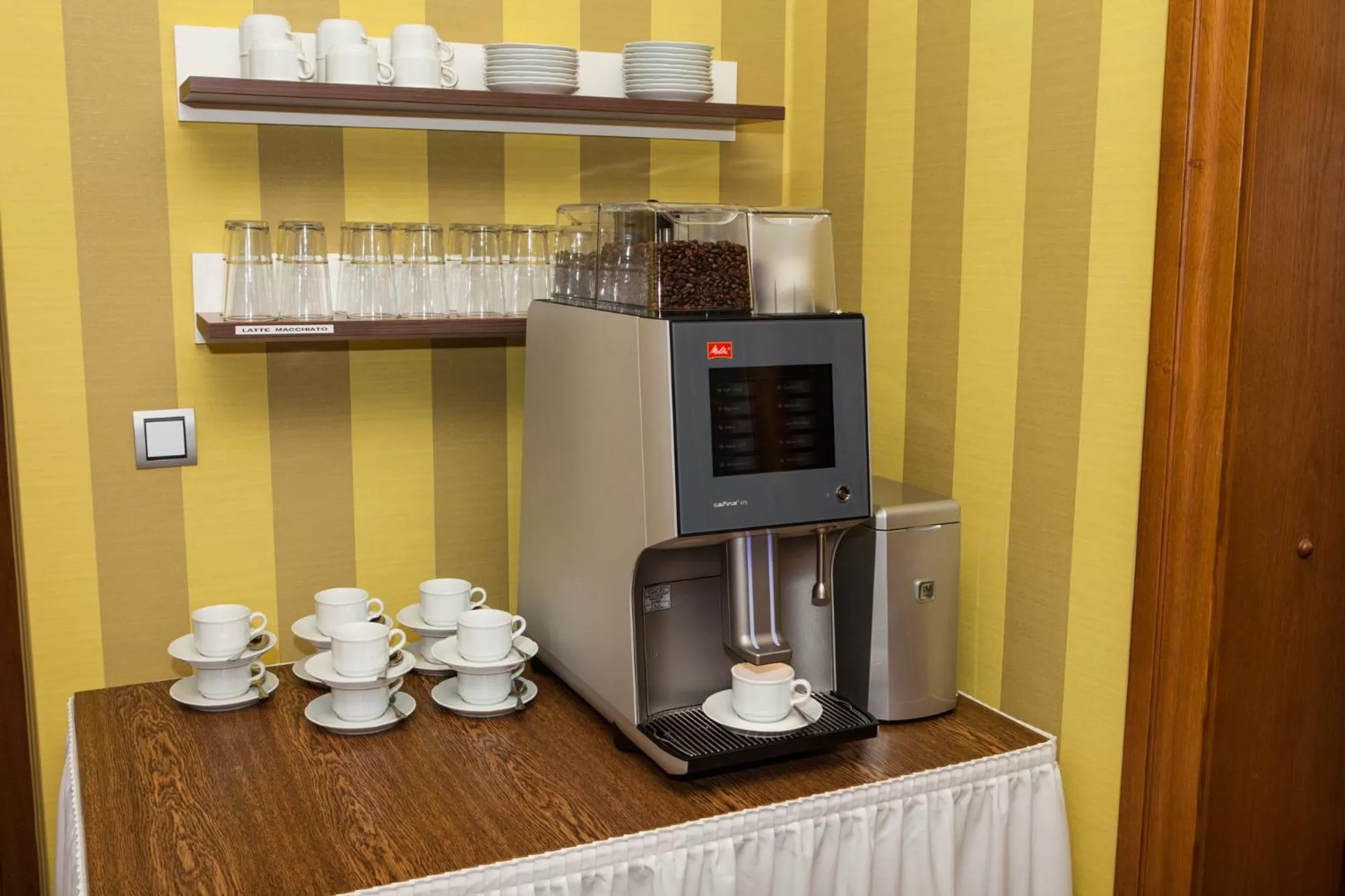 Coffee/tea facilities in Frühstückshotel Landgasthof Kramer