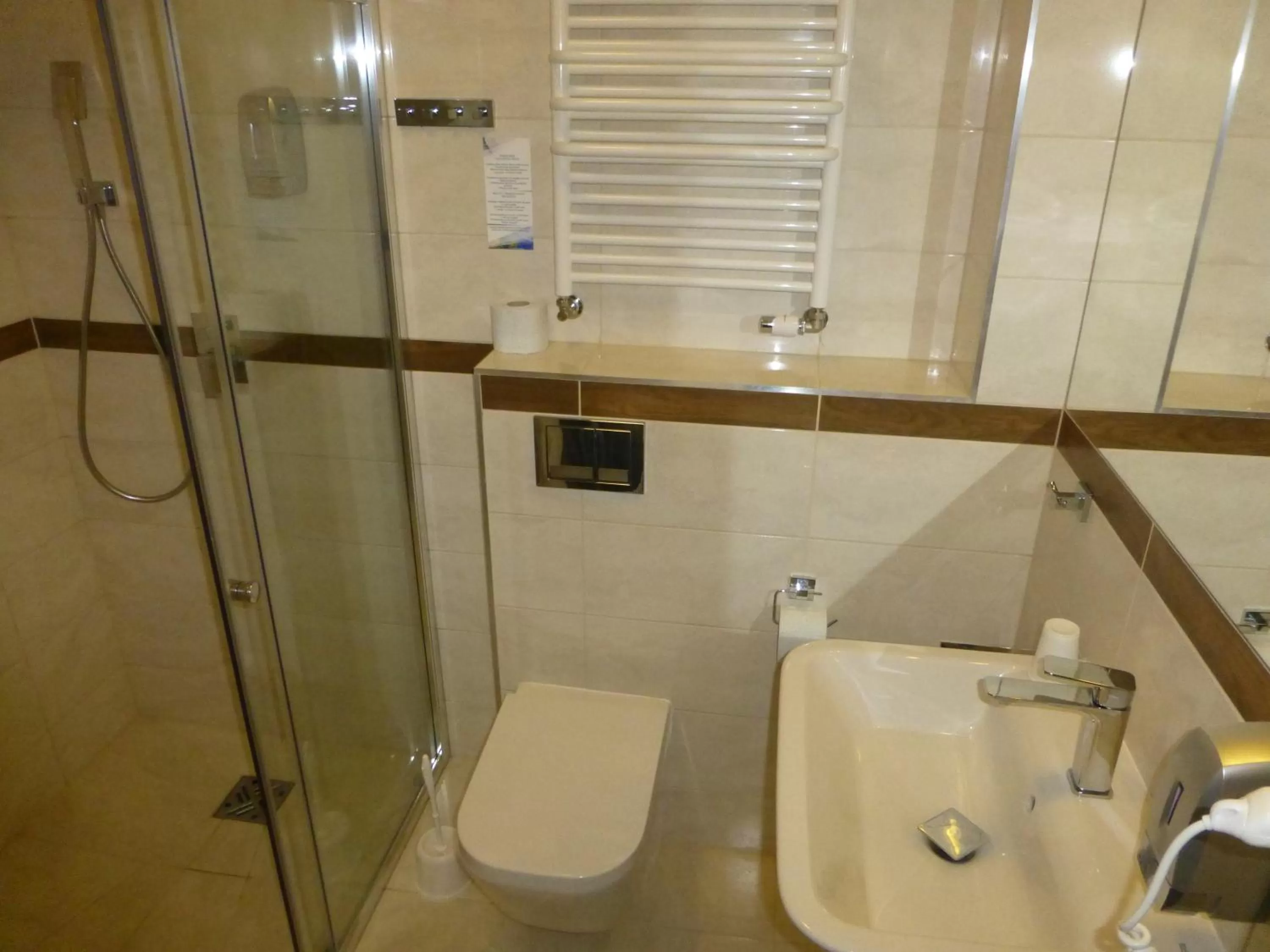 Bathroom in Hotel Giżycko