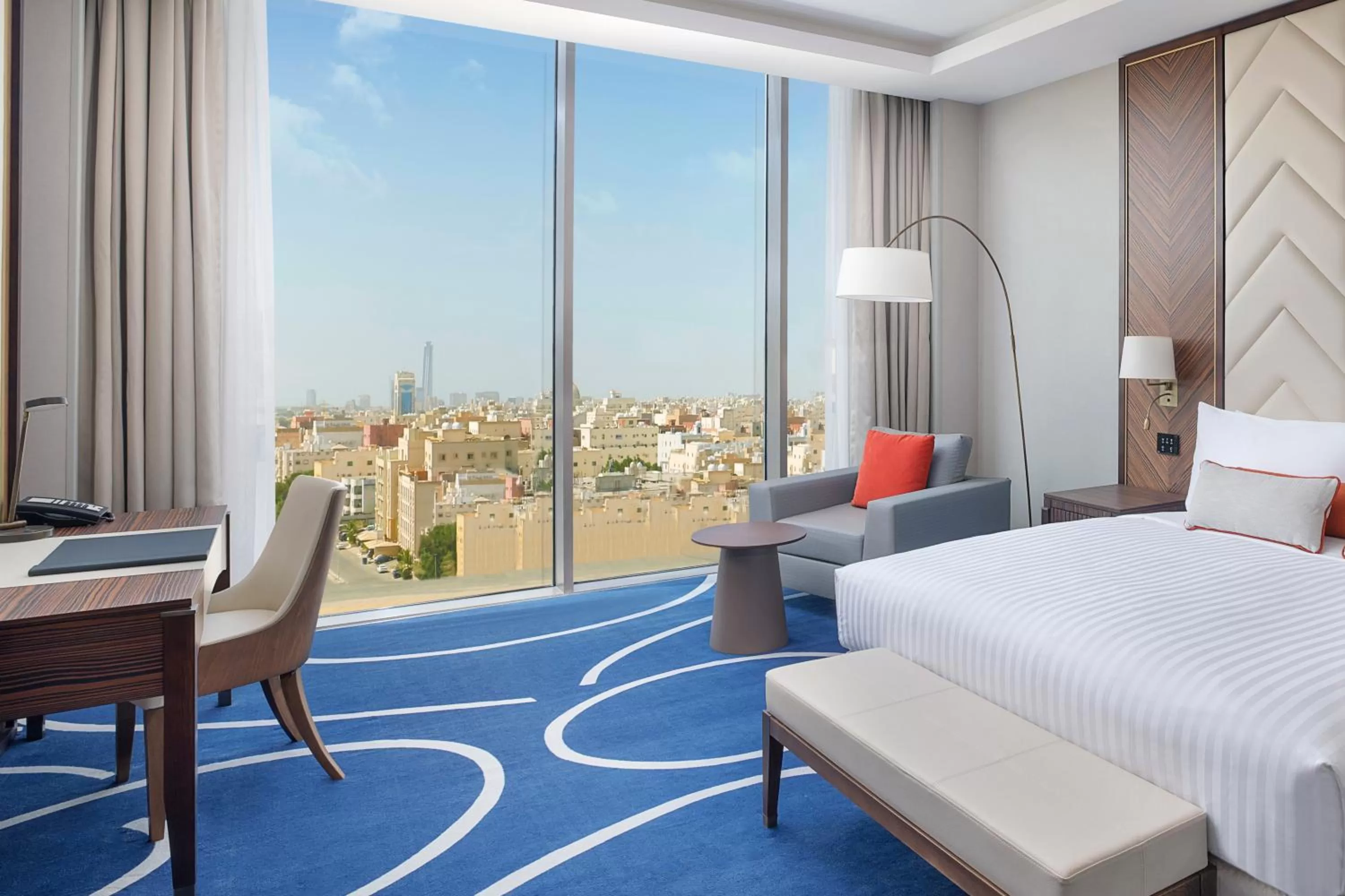 City view, Bed in Jeddah Marriott Hotel Madinah Road