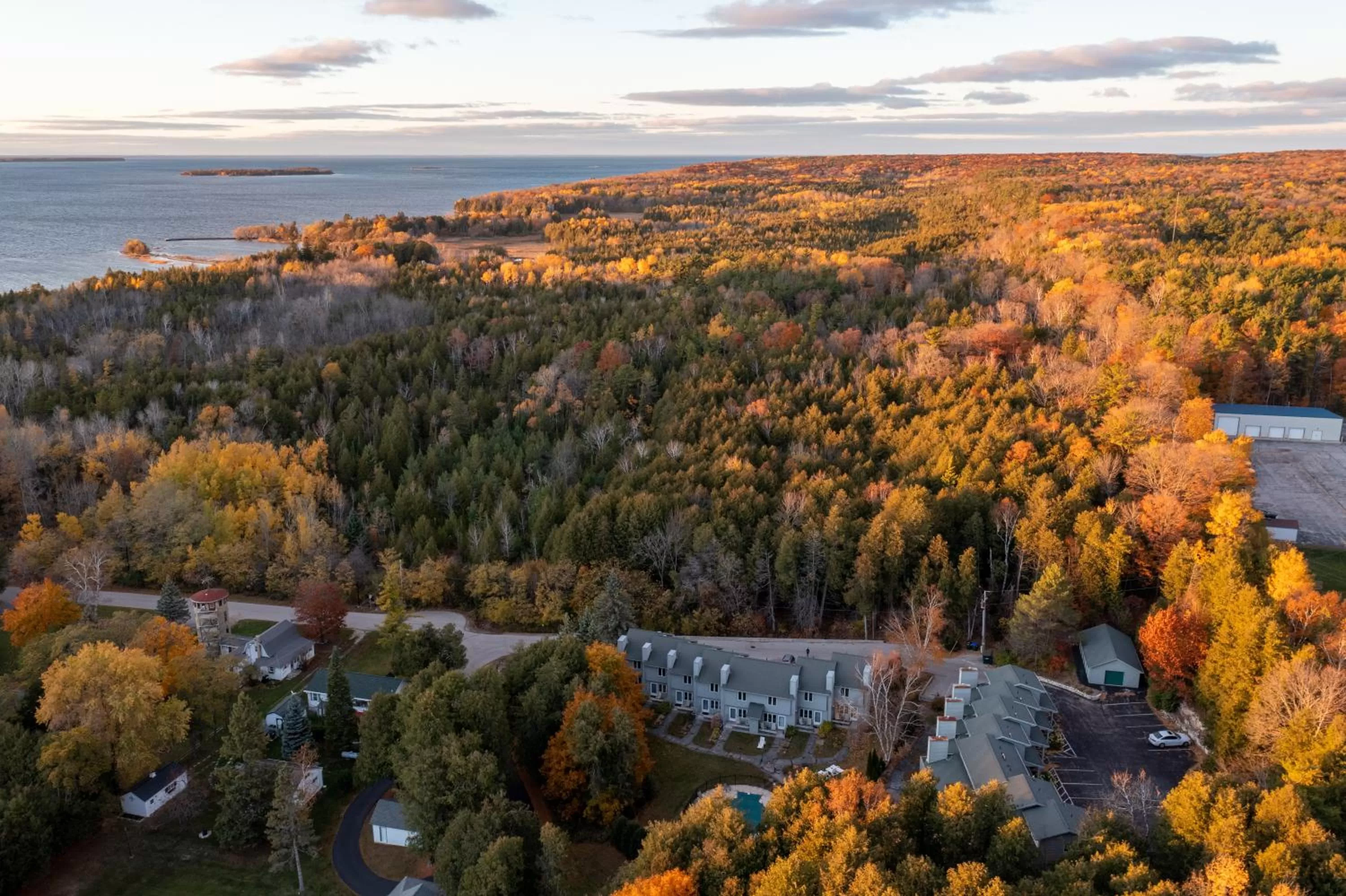 Bird's-eye View in Evergreen Hill Condominiums