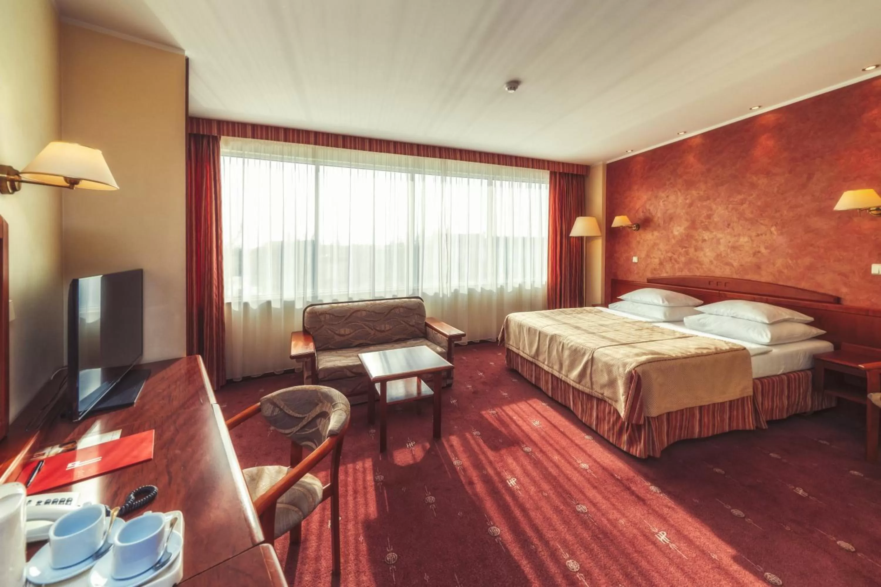 Coffee/tea facilities, Bed in HP Park Plaza