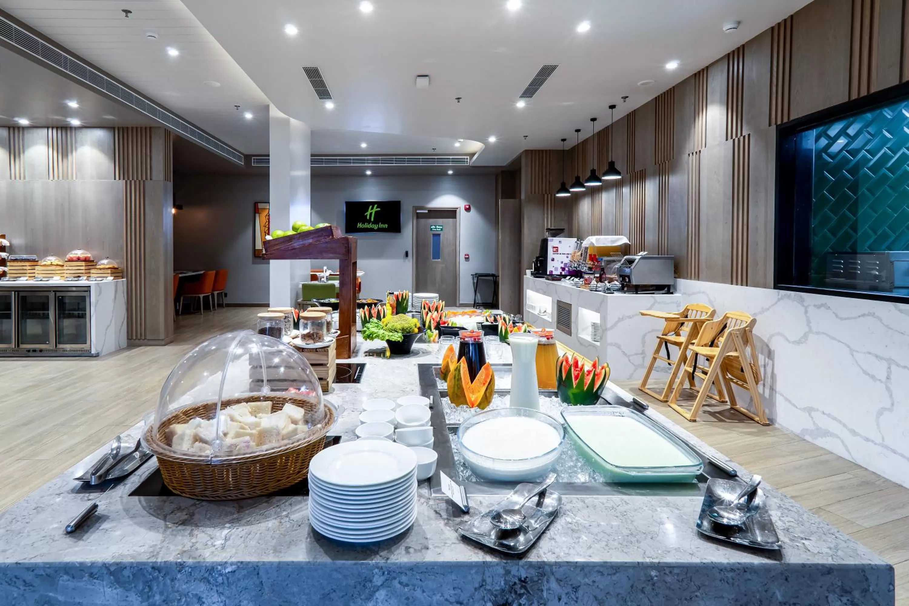 Restaurant/places to eat in Holiday Inn Katra Vaishno Devi by IHG