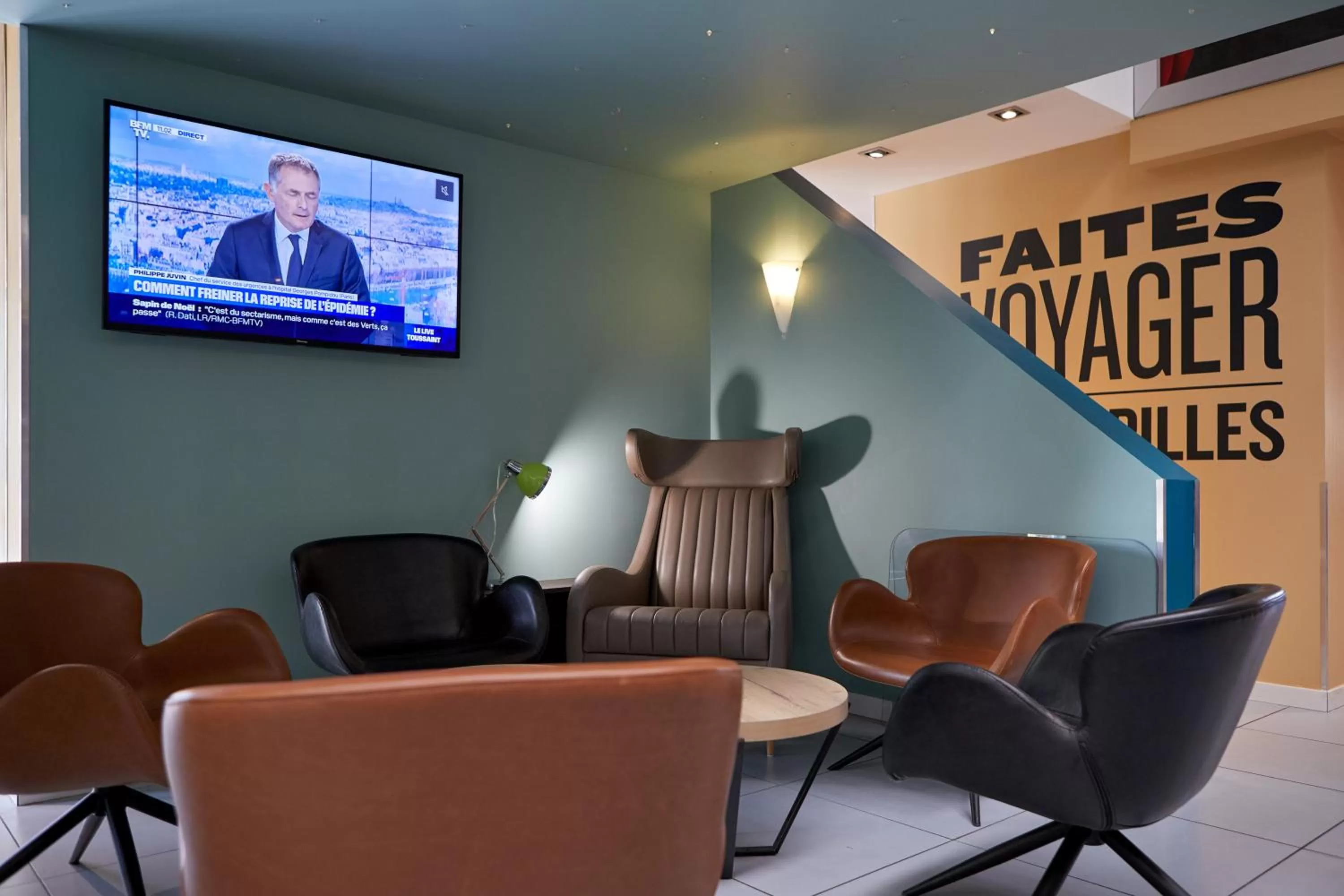 Living room in Kyriad La Roche Sur Yon