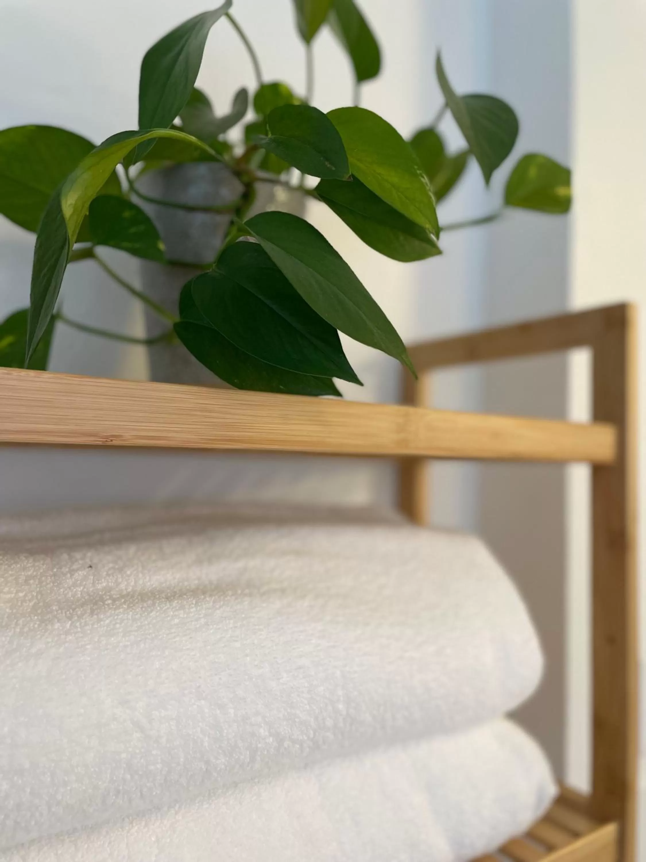 Bathroom, Bed in Flora House Denver