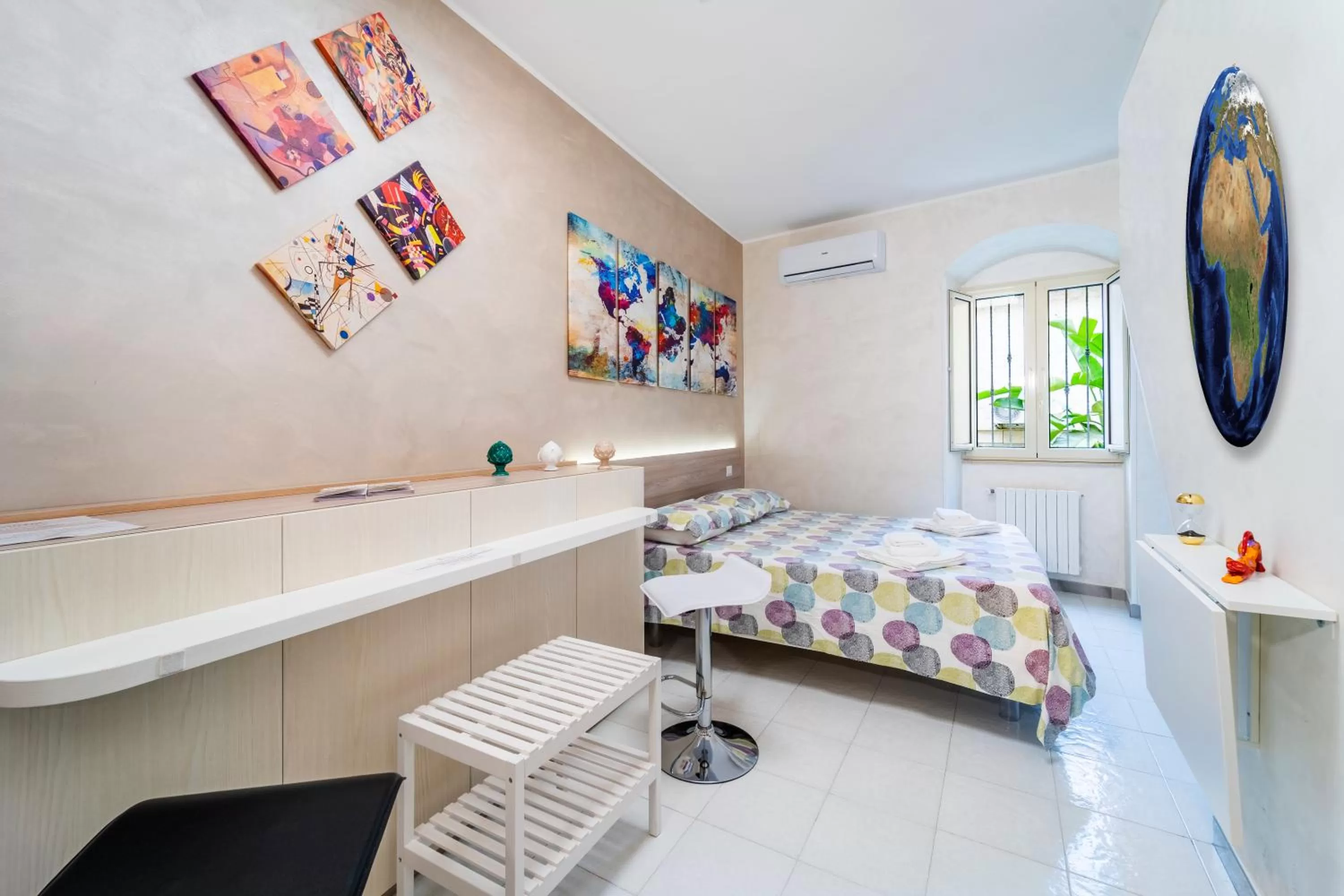 Photo of the whole room, Bed in B&B Eraclio