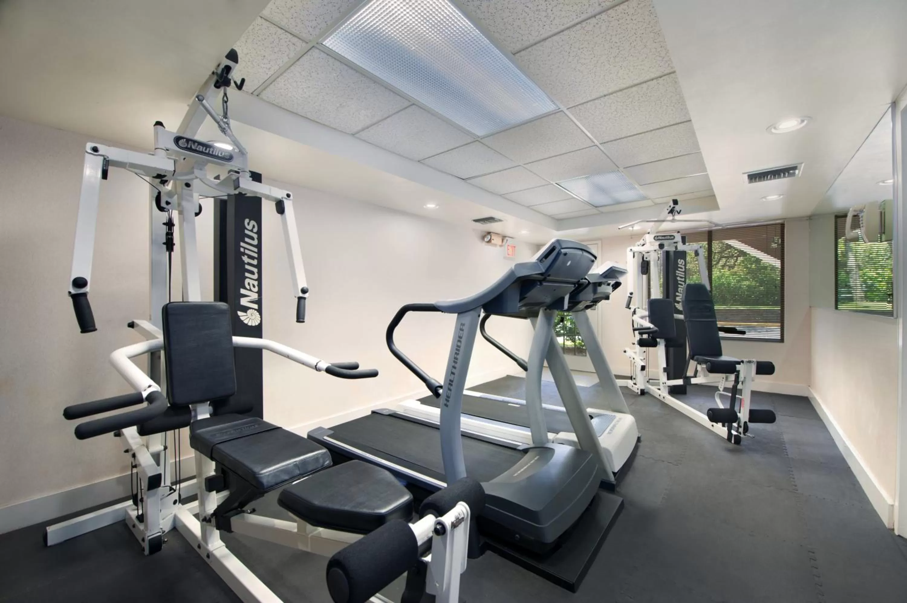 Fitness centre/facilities in Ramada by Wyndham Temple Terrace/Tampa North