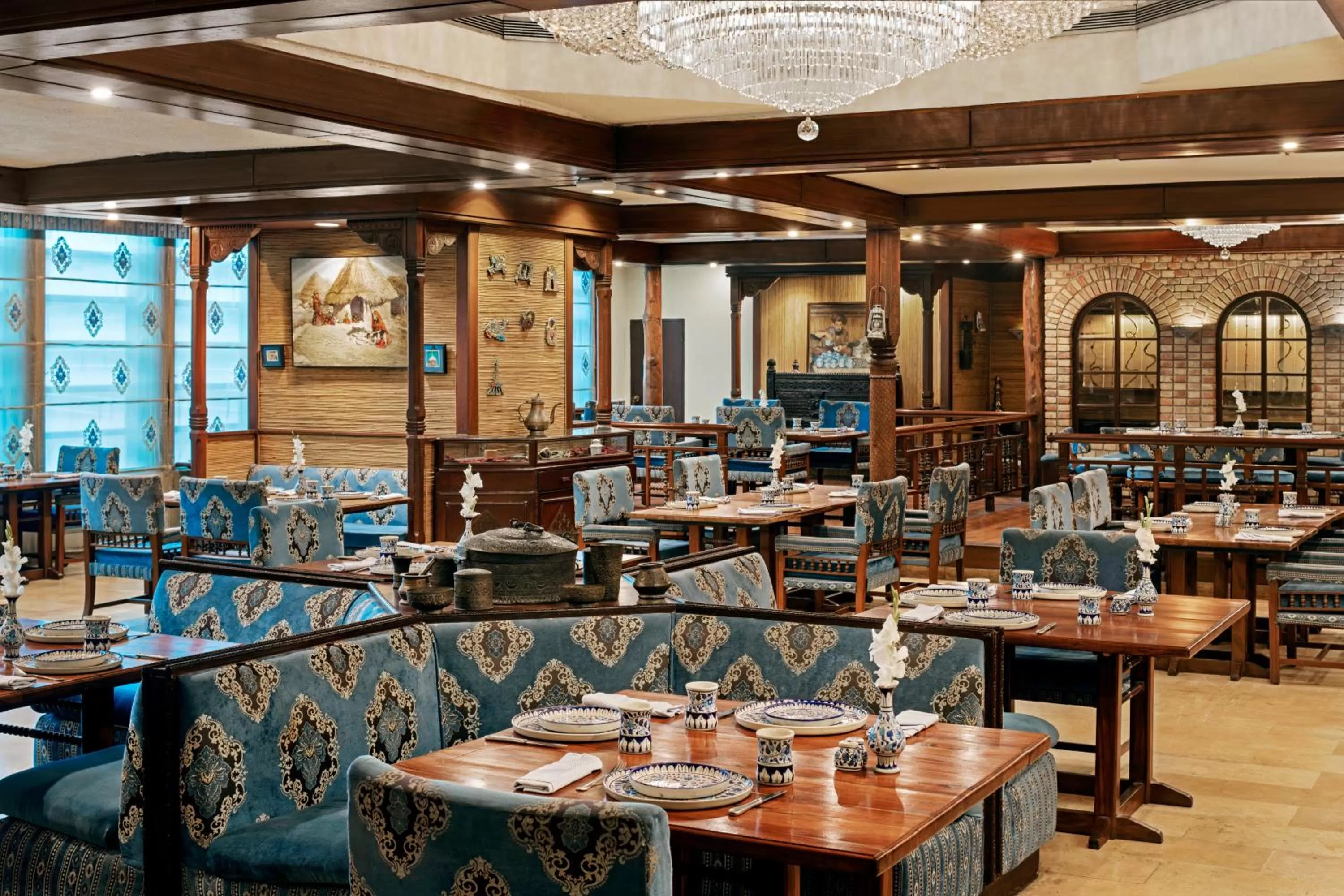 Restaurant/places to eat in Mövenpick Hotel Karachi