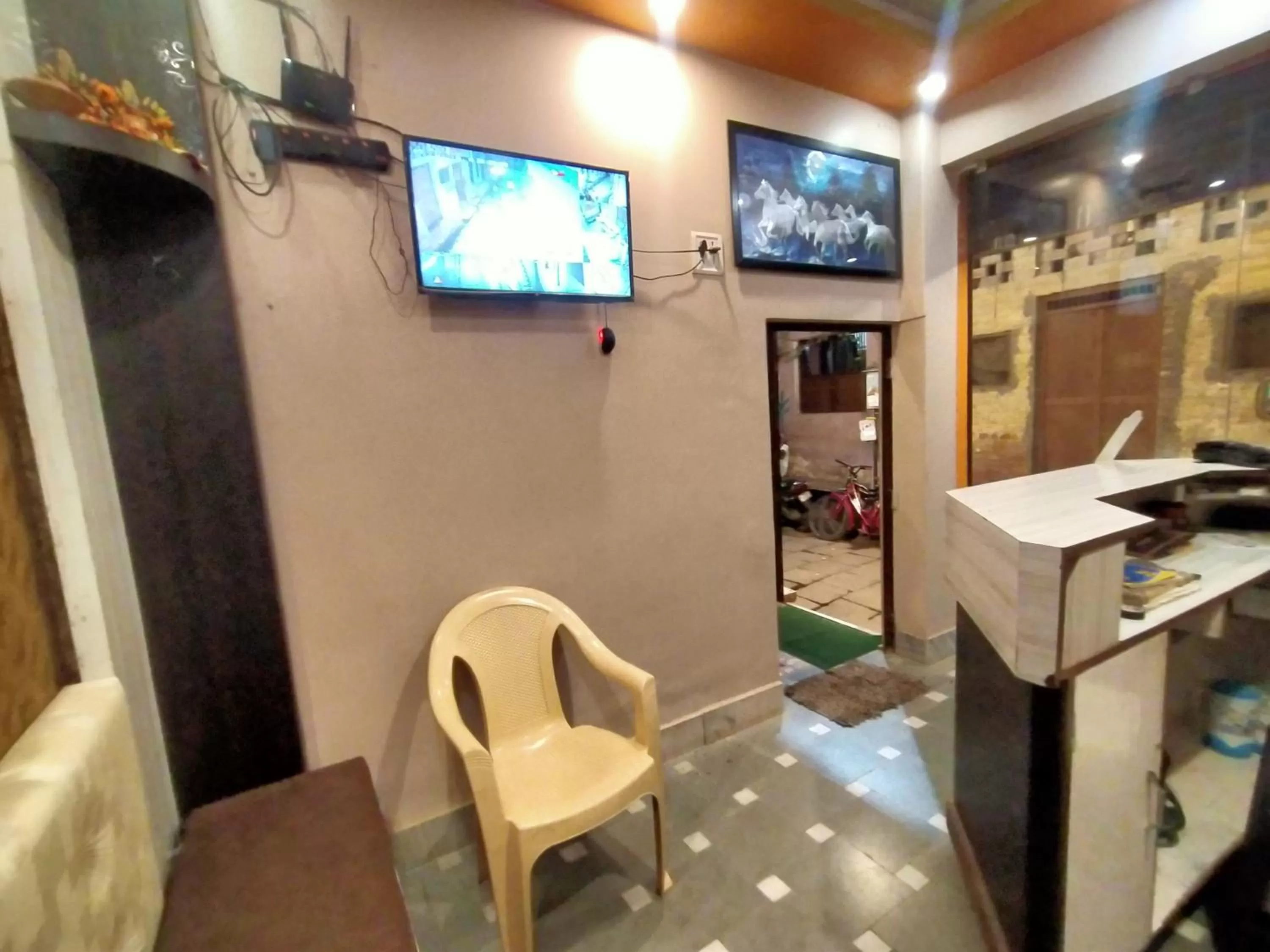 Lobby or reception in Hotel Aakash Ganga