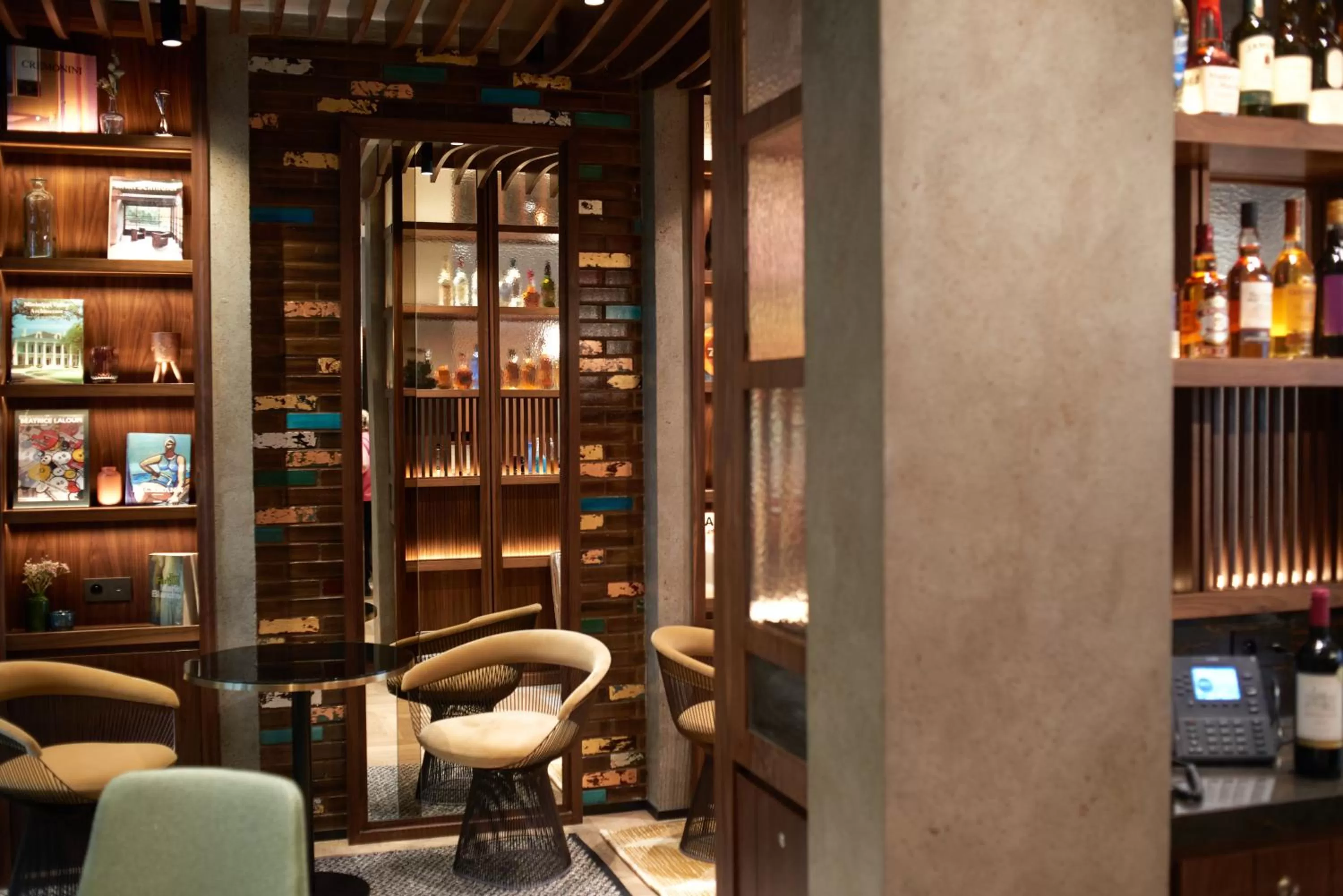 Living room in CARD Hôtel