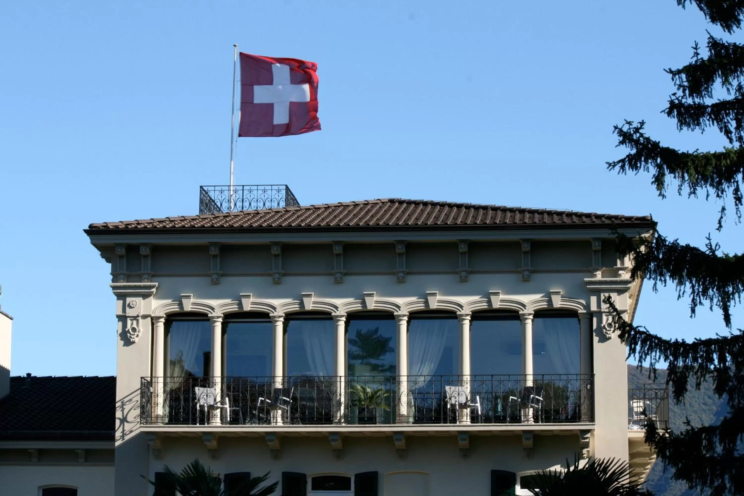 Facade/entrance in Continental Parkhotel