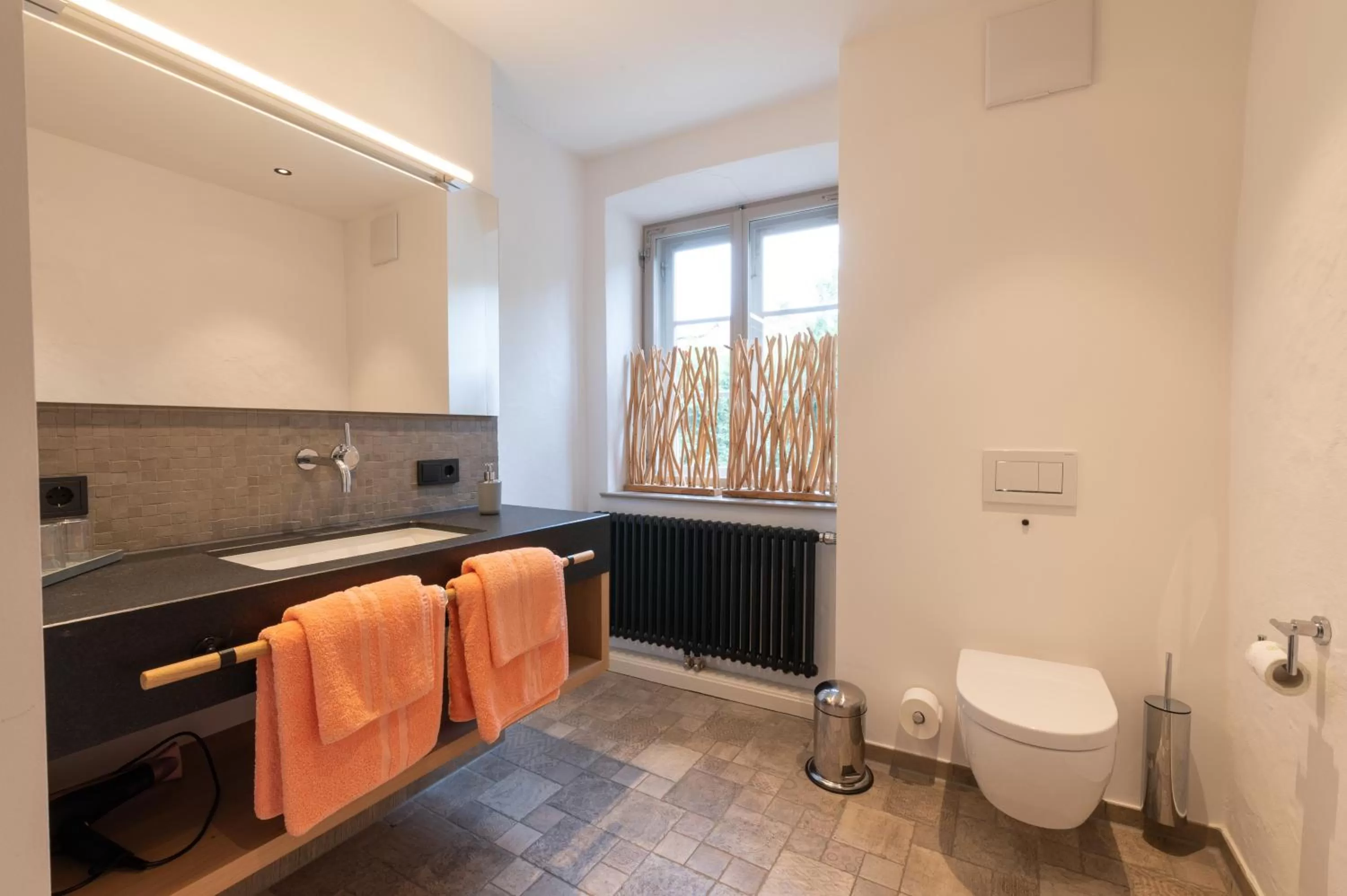 Bathroom in LANDHOTEL ALTE ZOLLSTATION- Historical Building