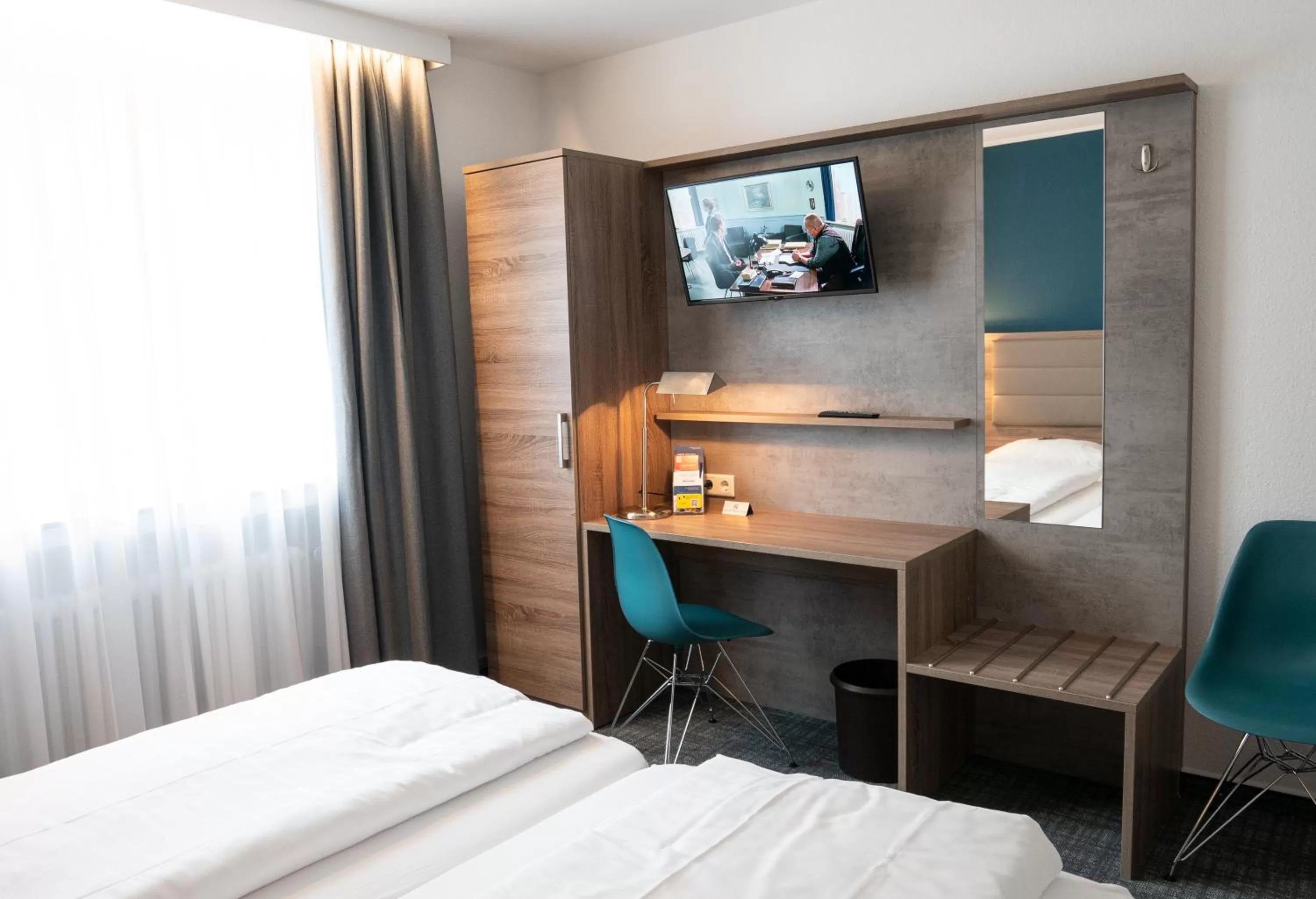 Photo of the whole room, Bed in Comfort Garni Stadtzentrum Hotel