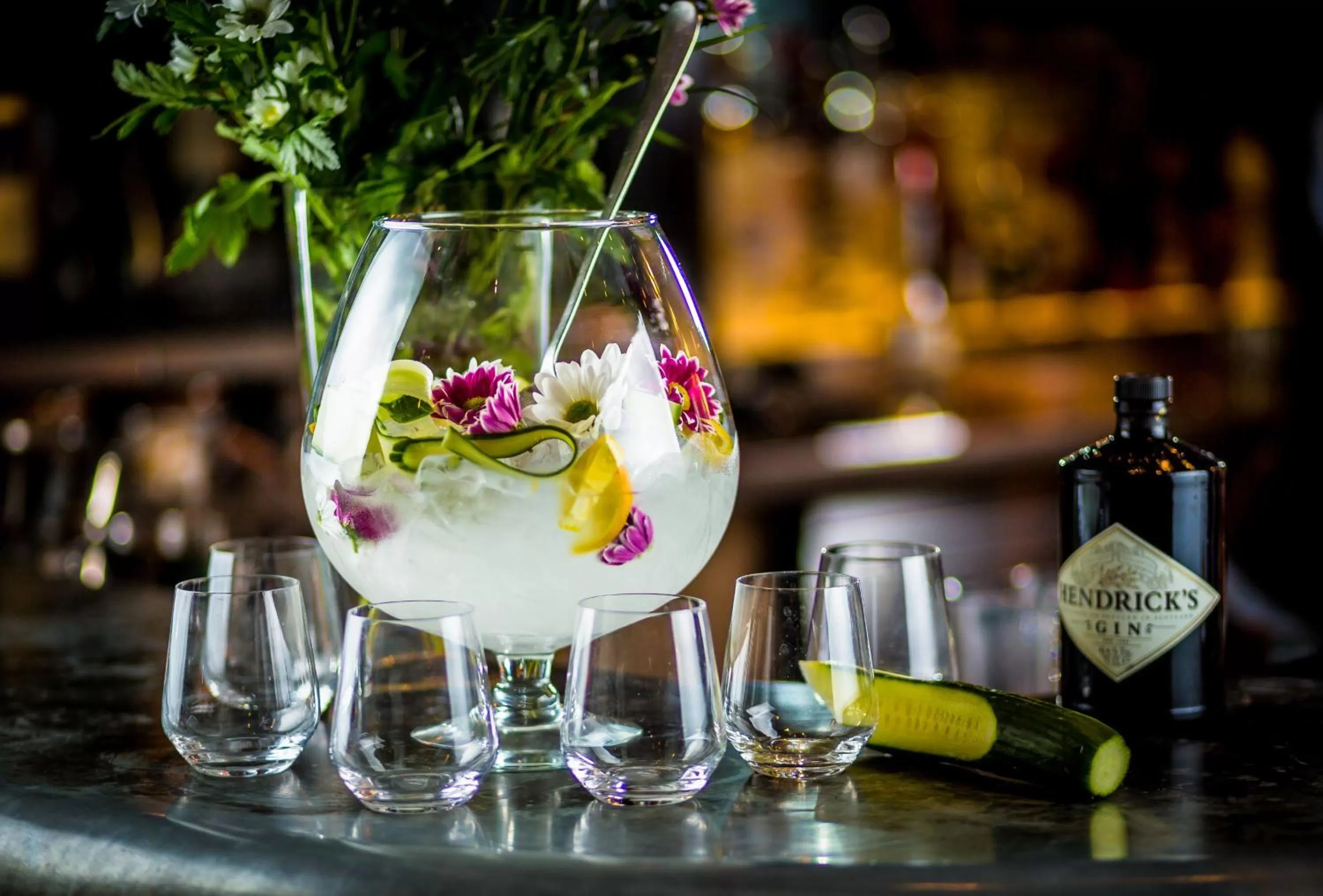 Lounge or bar in Radisson Blu Hotel, Mannheim