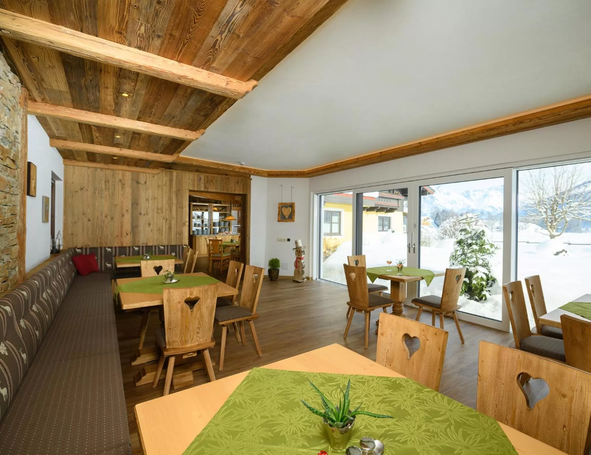 Restaurant/places to eat in Hotel Quehenberger