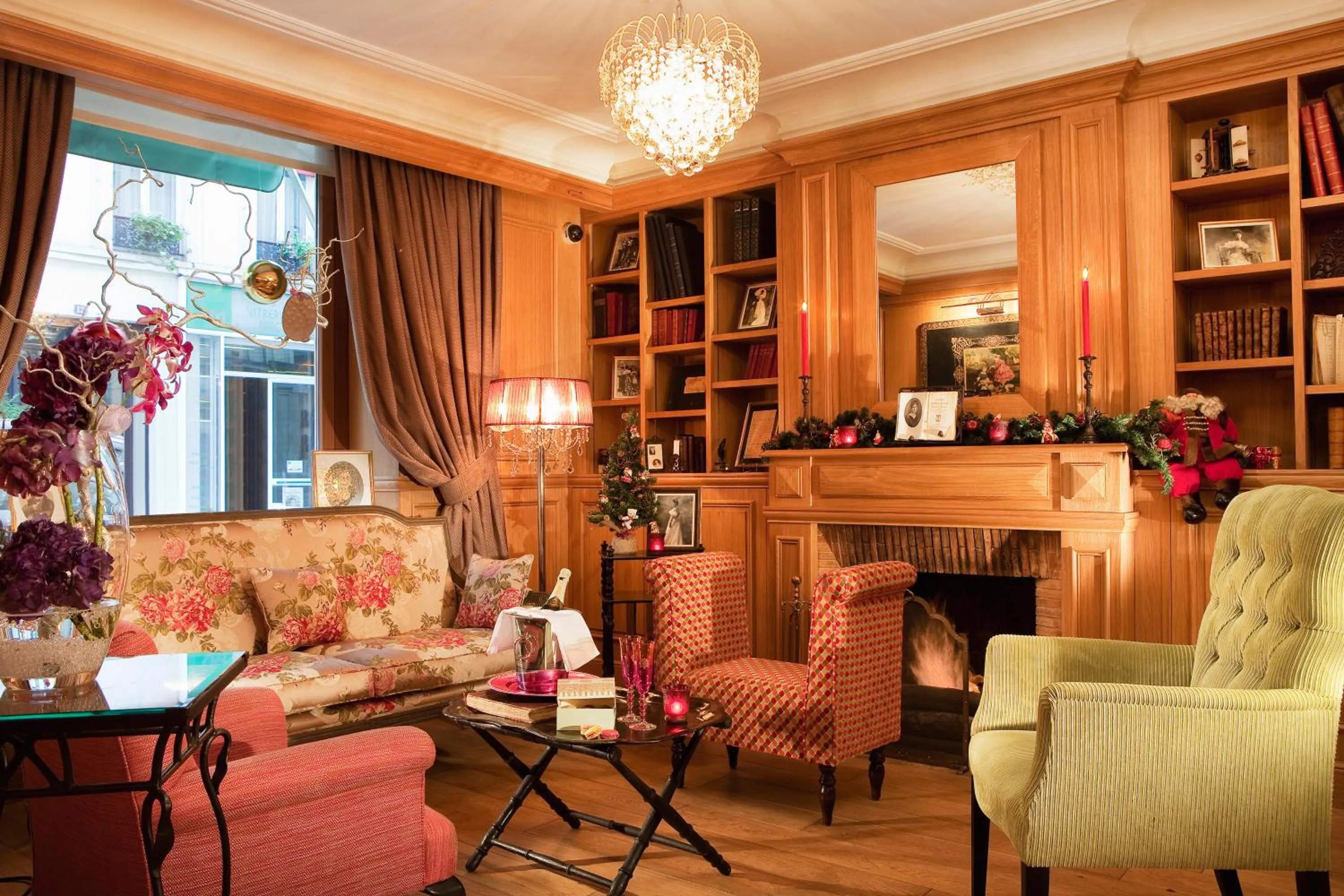 Lobby or reception in Hôtel Cordelia Opéra-Madeleine