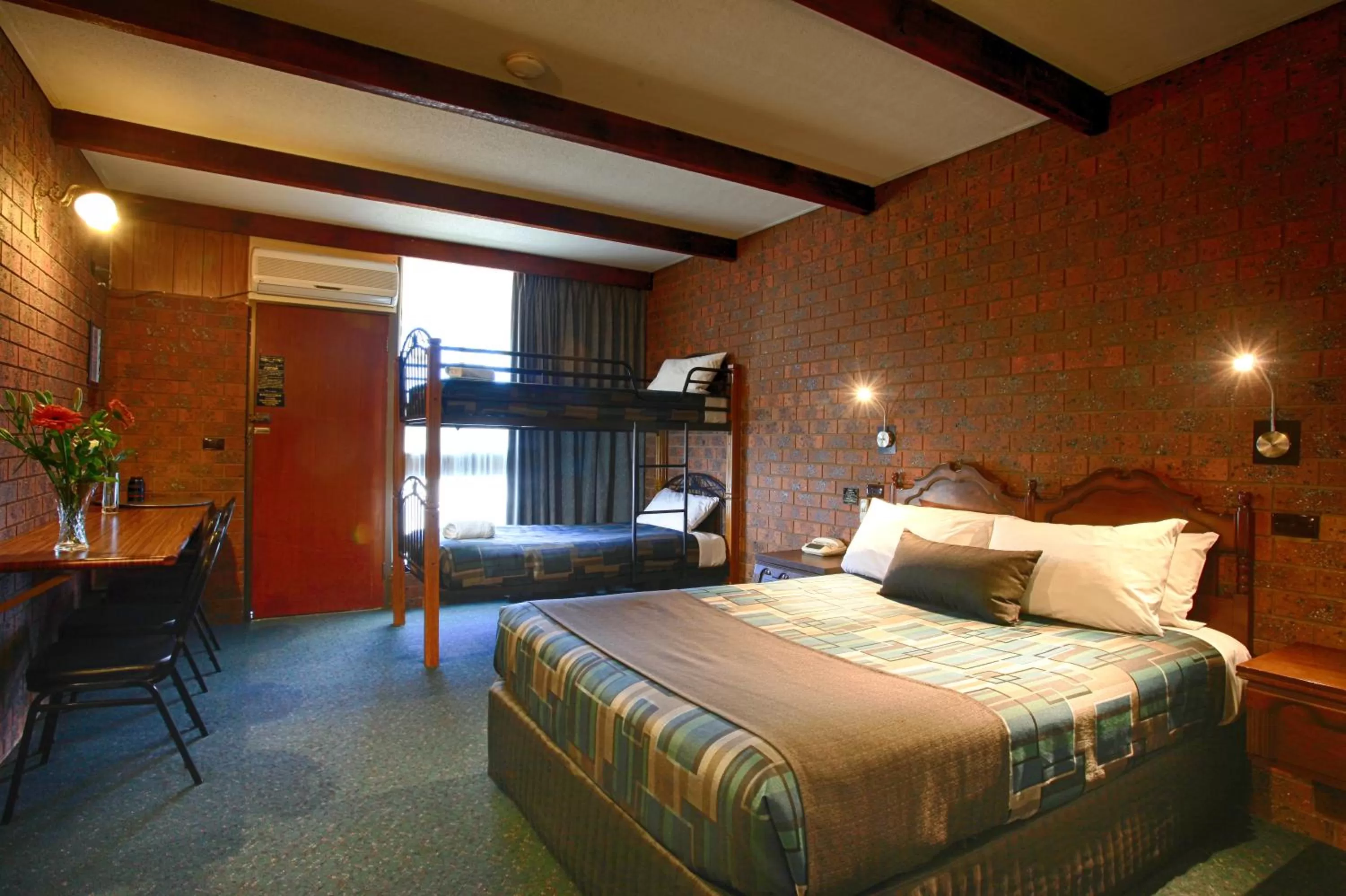 Day, Bed in Belltower Motor Inn