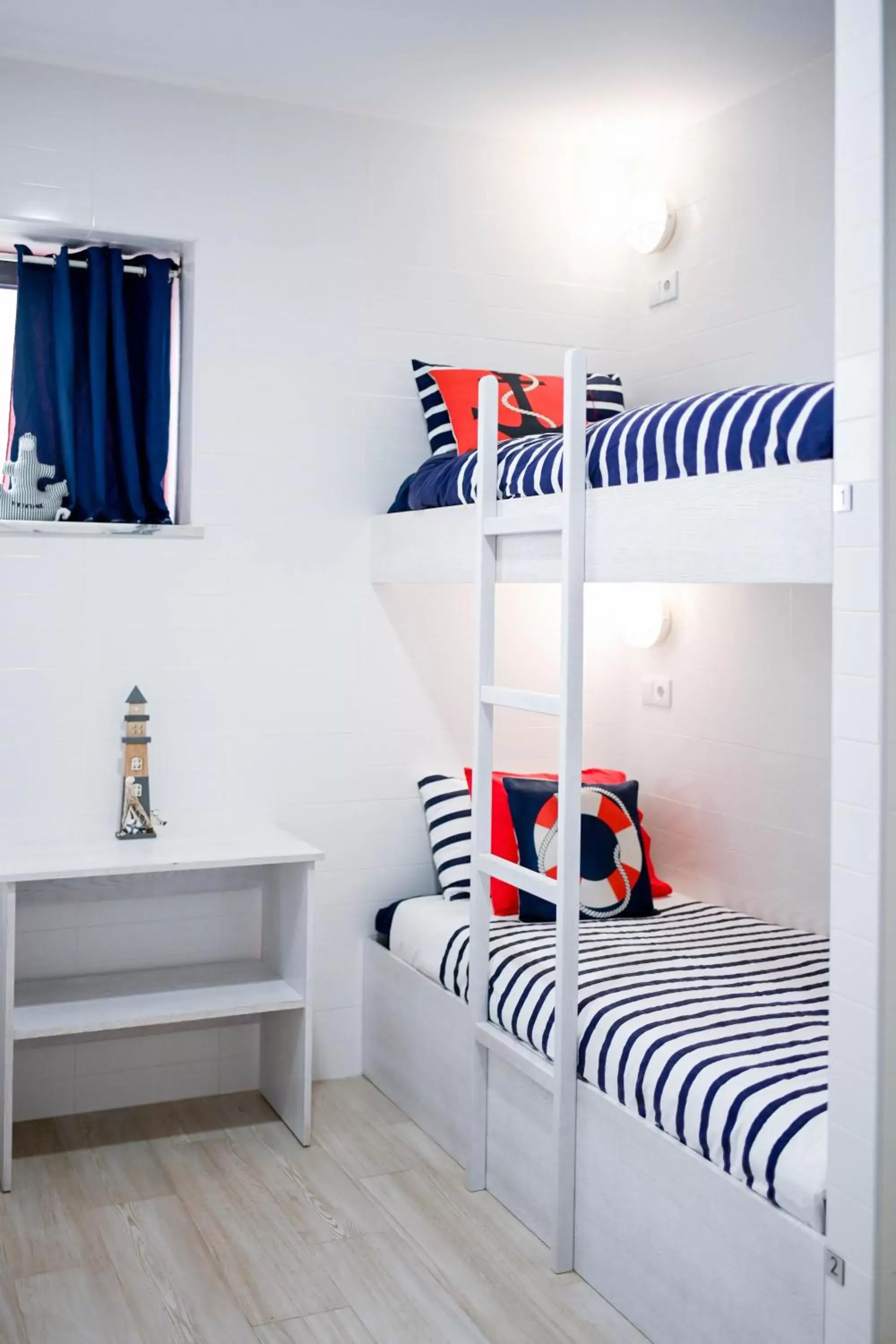 Bunk Bed in Male Dormitory Room in Ferrel Surf House Bunk Bed in Male Dormitory Room in Ferrel Surf House